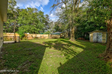 A home in Jacksonville