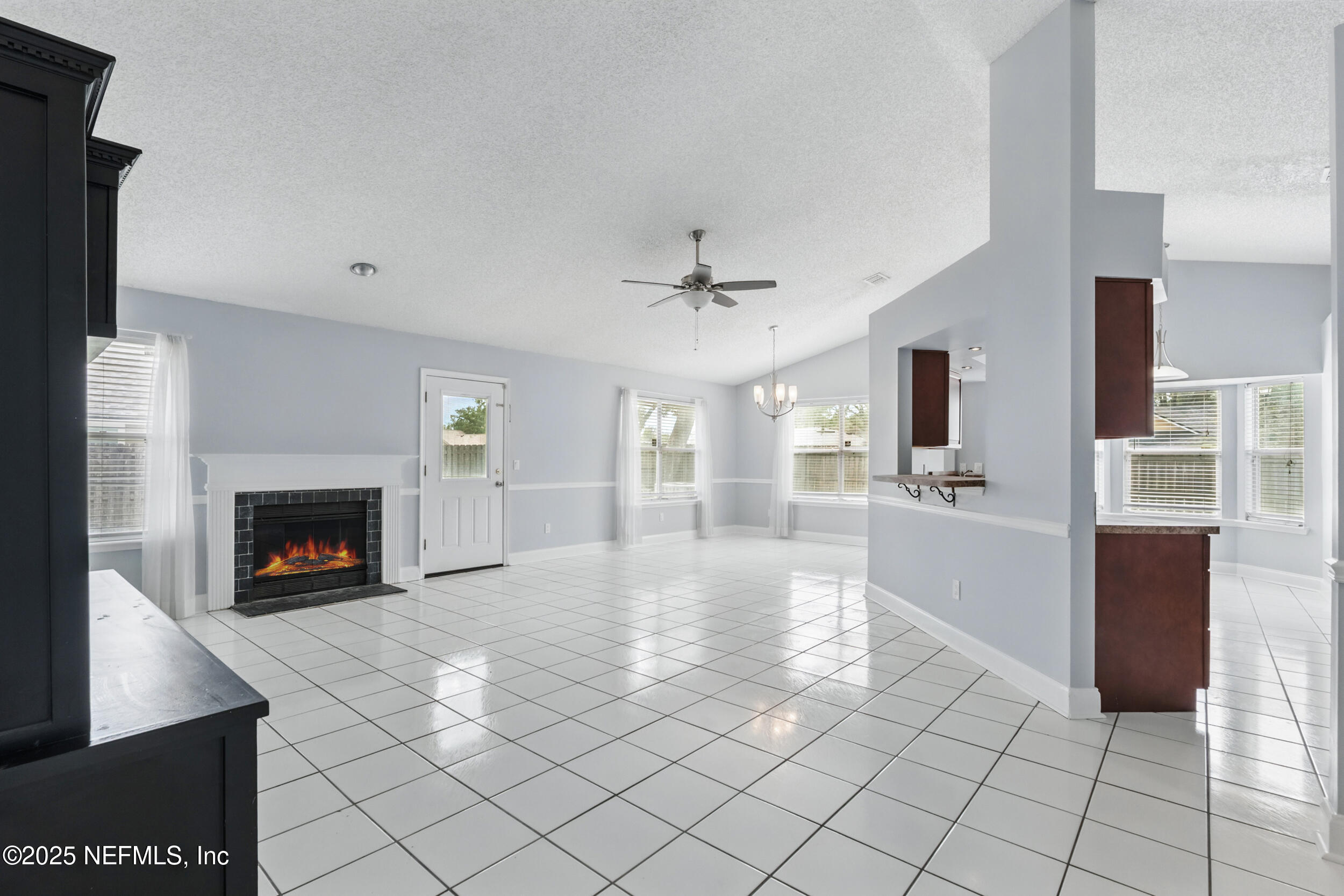 8388 MISTWOOD Circle N