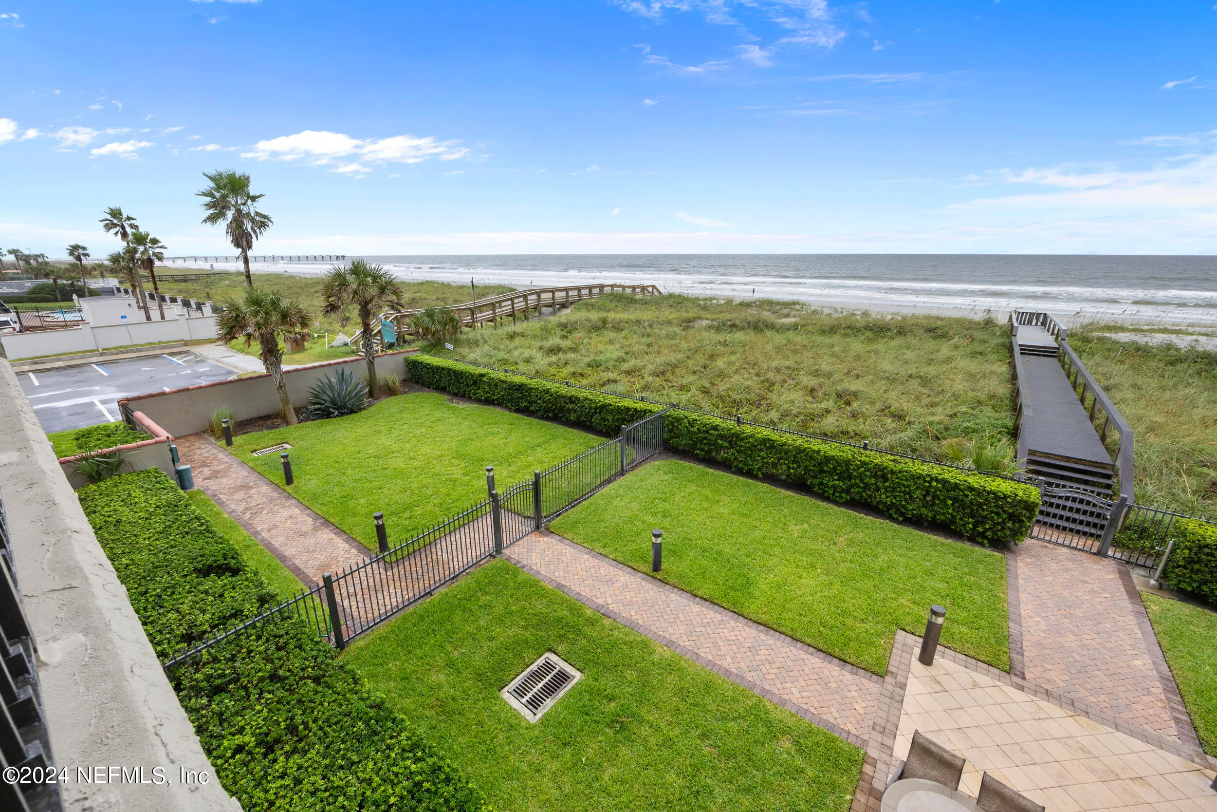 Jacksonville Beach, Florida 32250, United States, 3 Bedrooms Bedrooms, ,2 BathroomsBathrooms,Residential,Active,44538