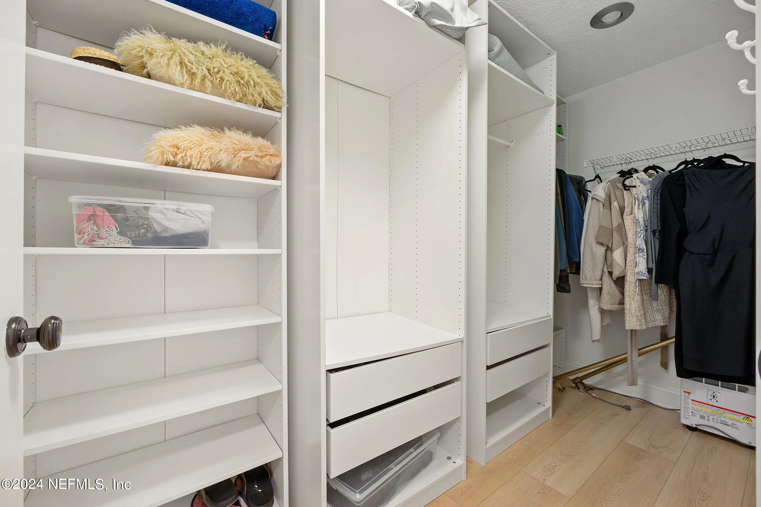 Jacksonville Beach, Florida 32250, United States, 3 Bedrooms Bedrooms, ,2 BathroomsBathrooms,Residential,Active,44538