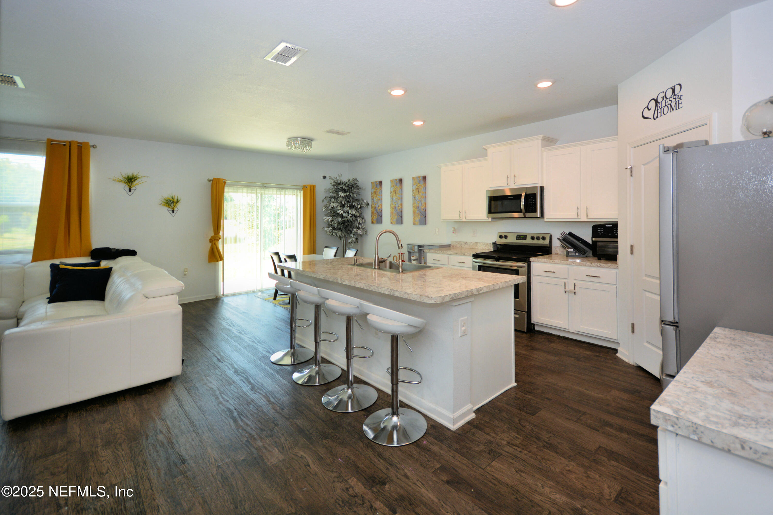 7161 BOONE HALL Court