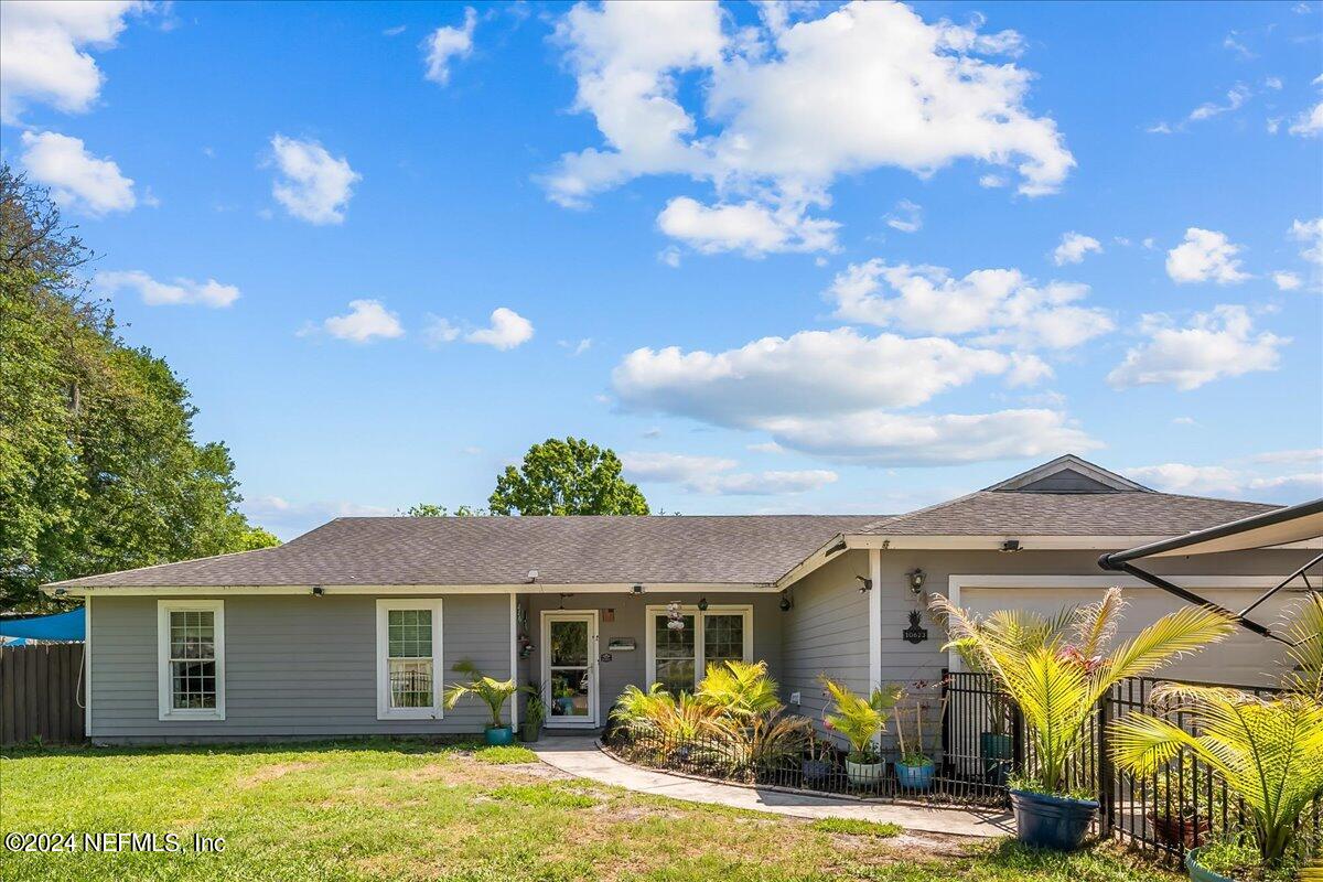 Jacksonville, FL home for sale located at 10623 Squires Court, Jacksonville, FL 32257