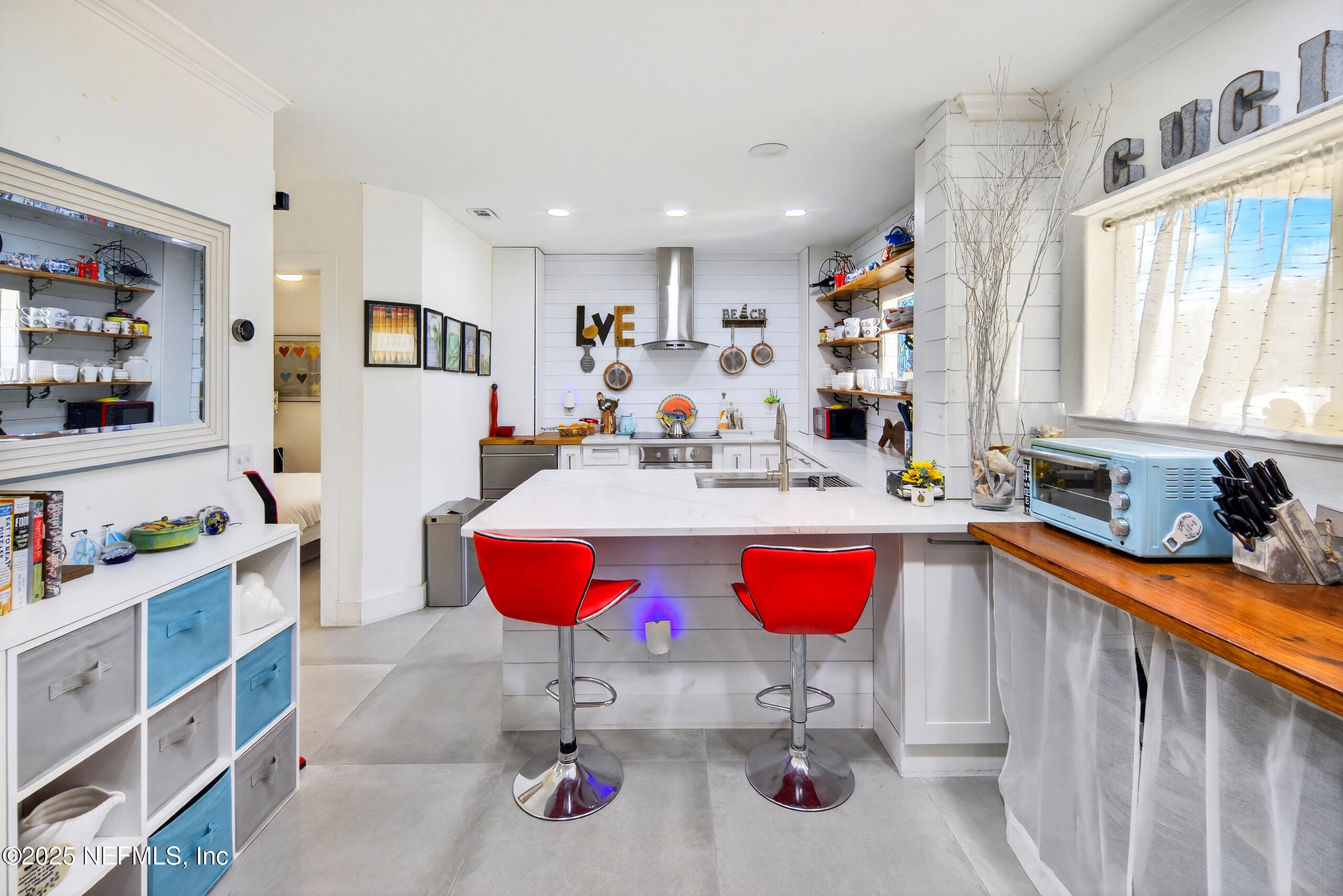 1800 THE GREENS Way #110