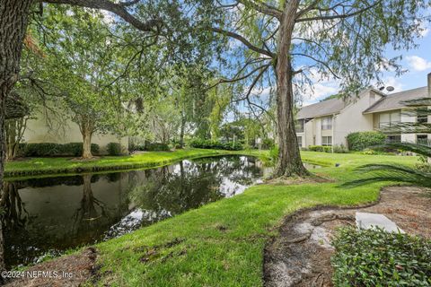 A home in Jacksonville