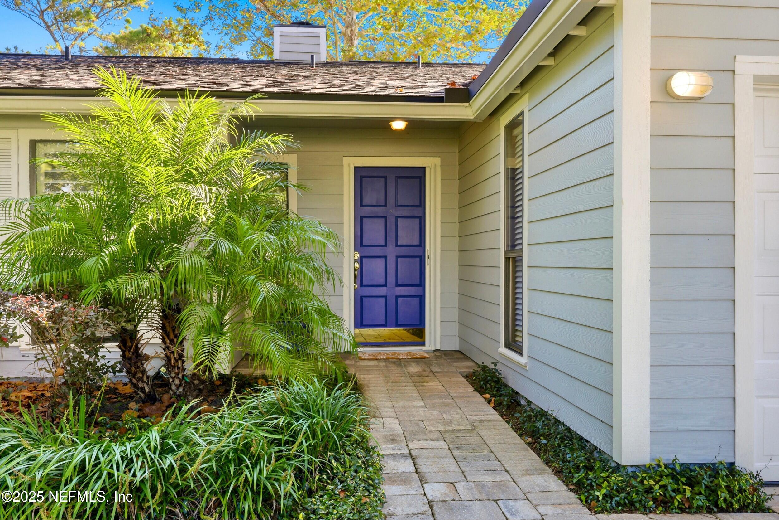 721 SANDY OAKS Court