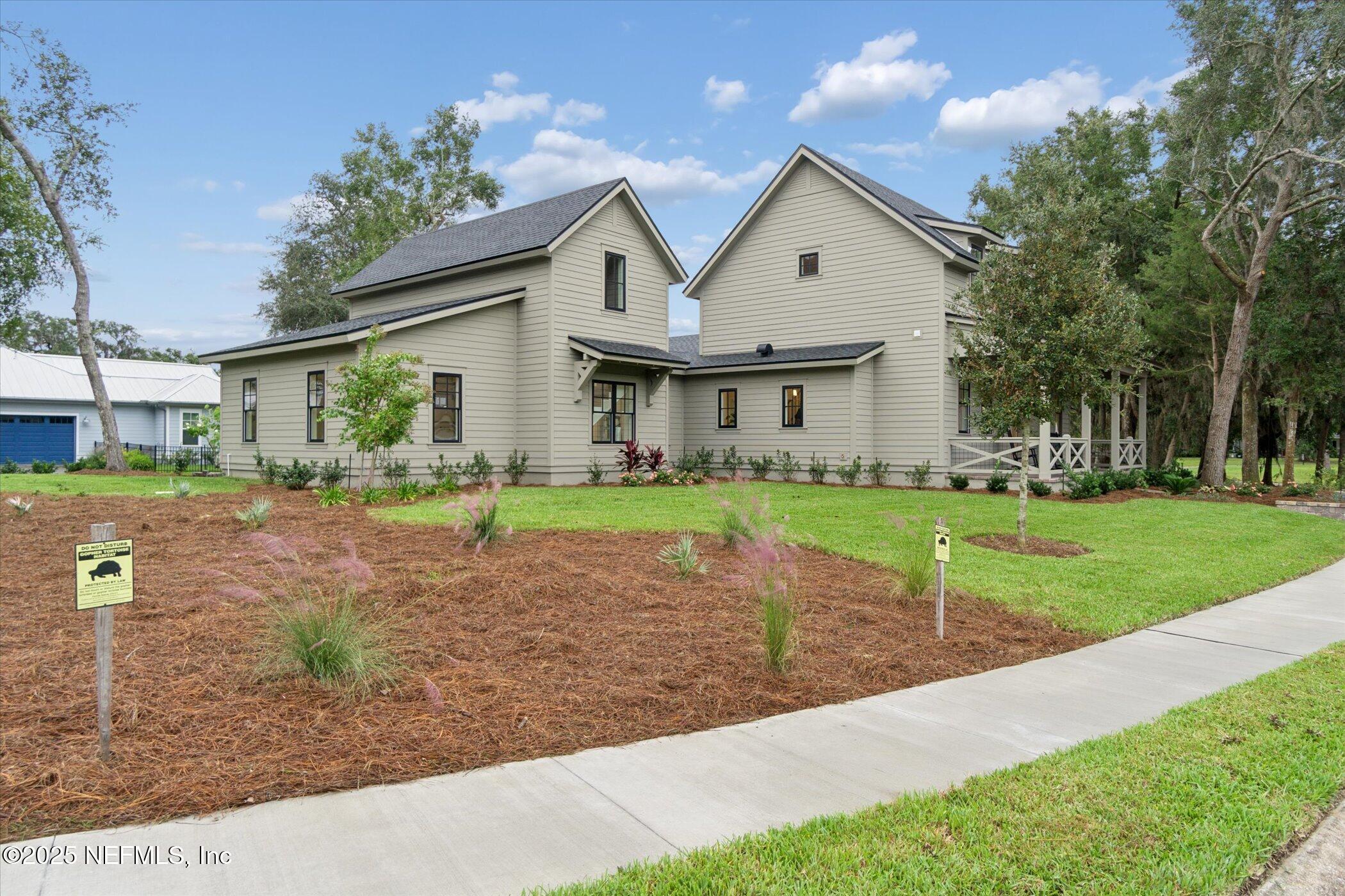 28167 GRANDVIEW Manor