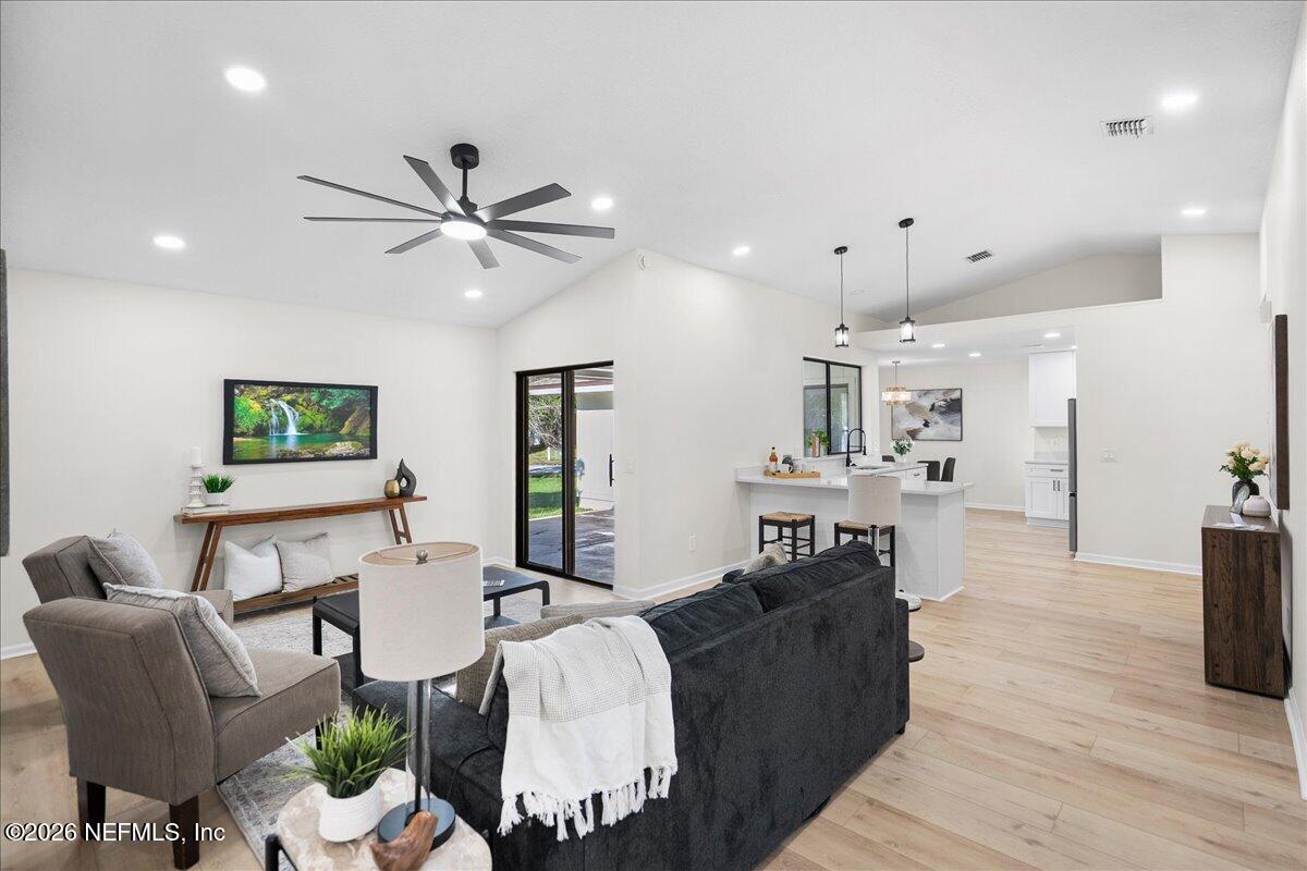 2108 DEER RUN Trail