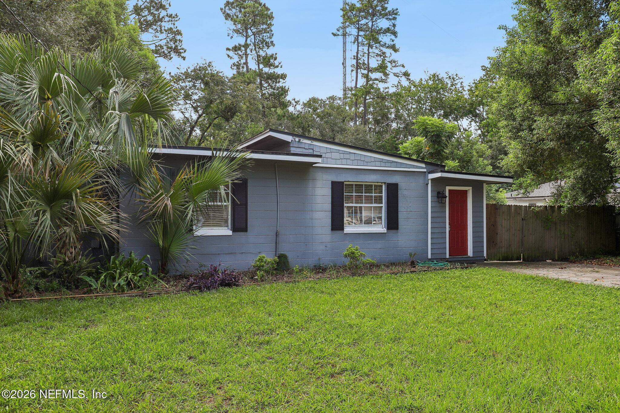 4009 EVE Drive E