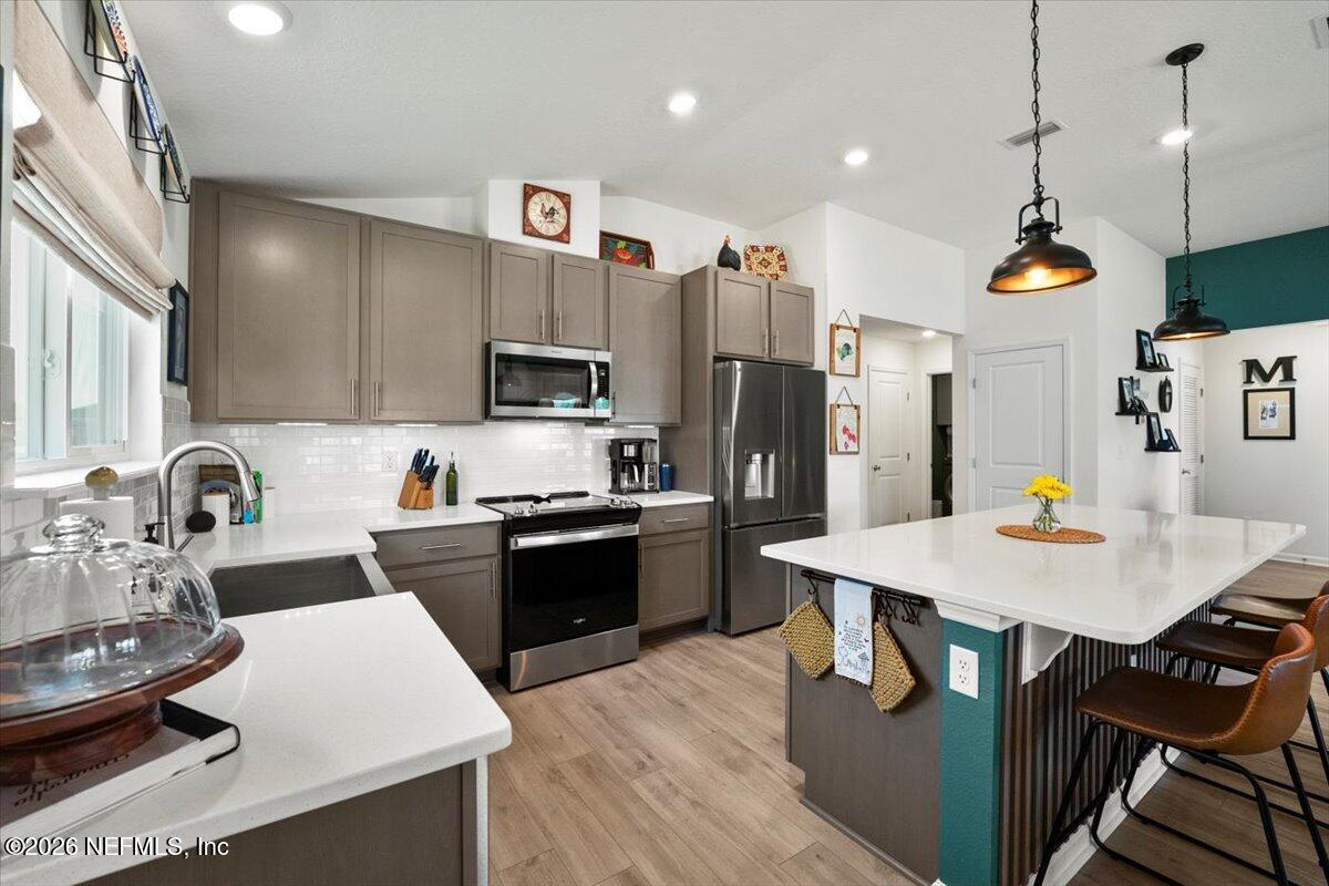 1125 PANTHER LAKE Parkway