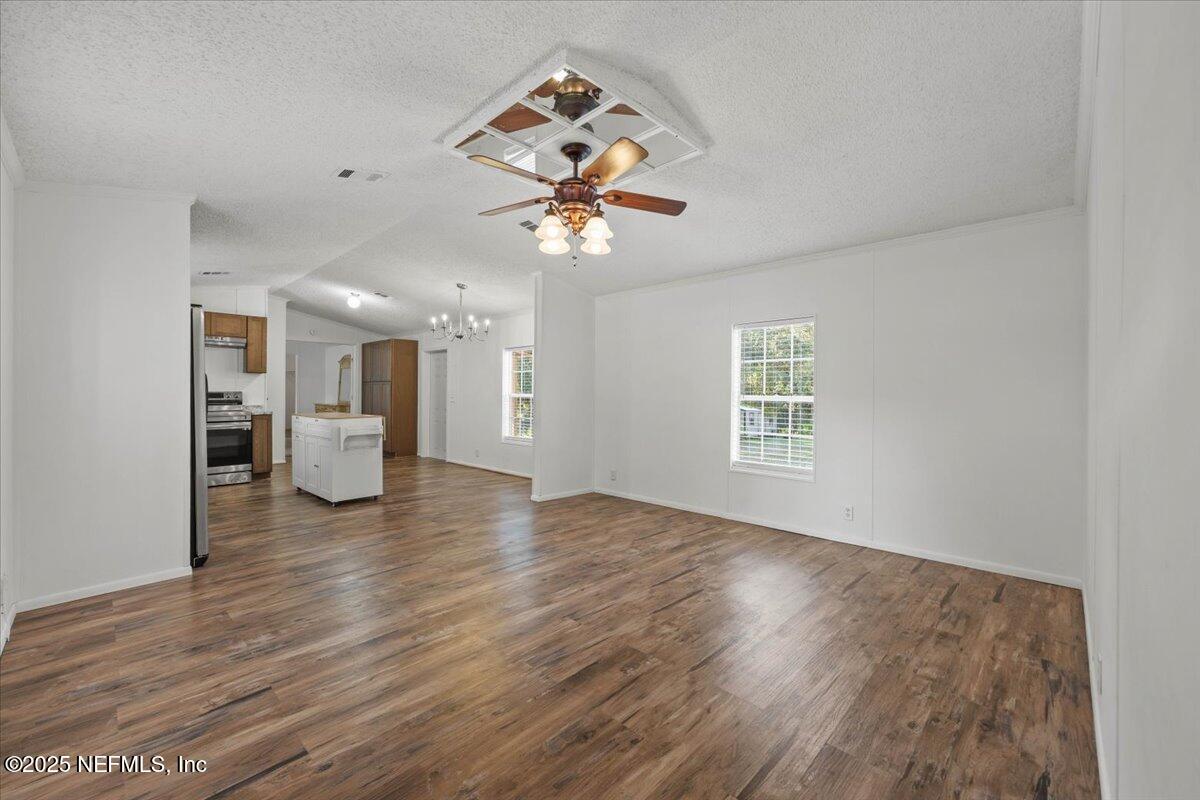 4104 SUNNYSIDE Drive