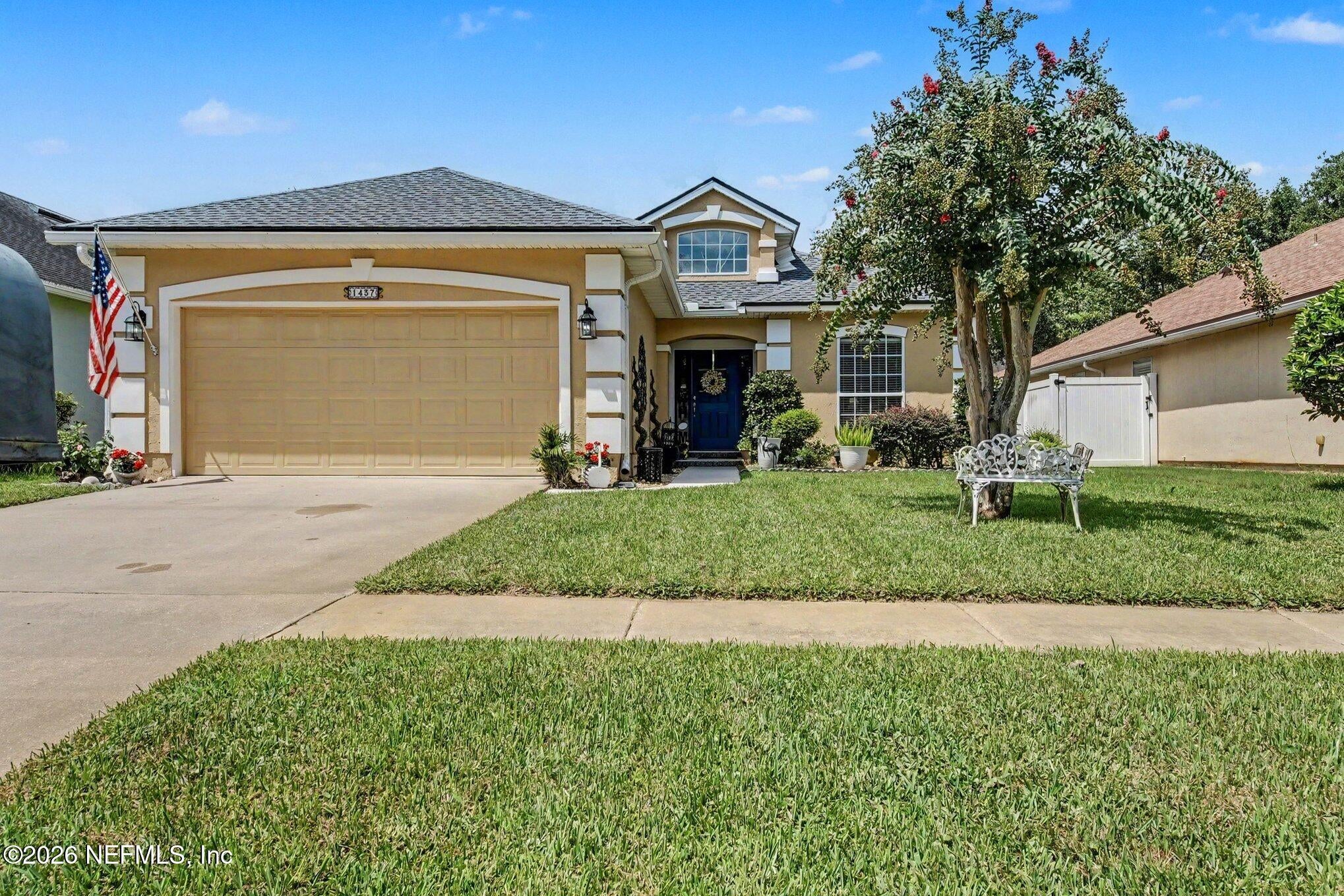 1437 STOCKBRIDGE Lane