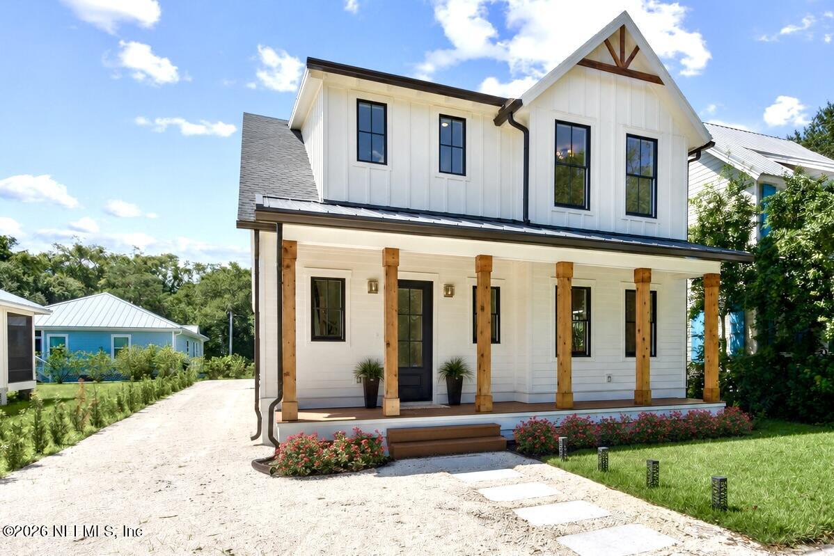 1114 WHITE Street
