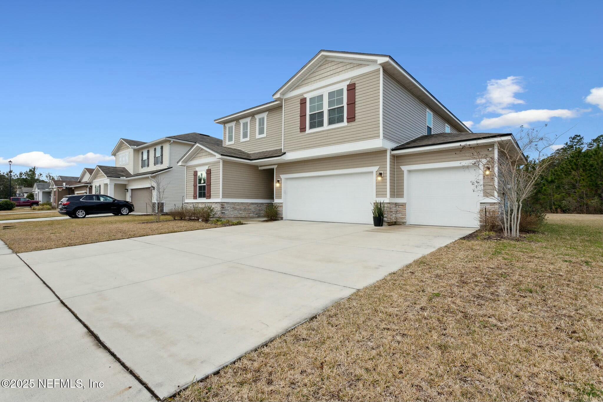 1116 PERSIMMON Drive