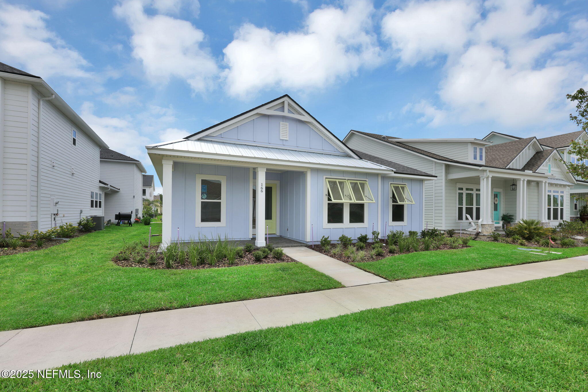 166 BLUE HAMPTON Drive