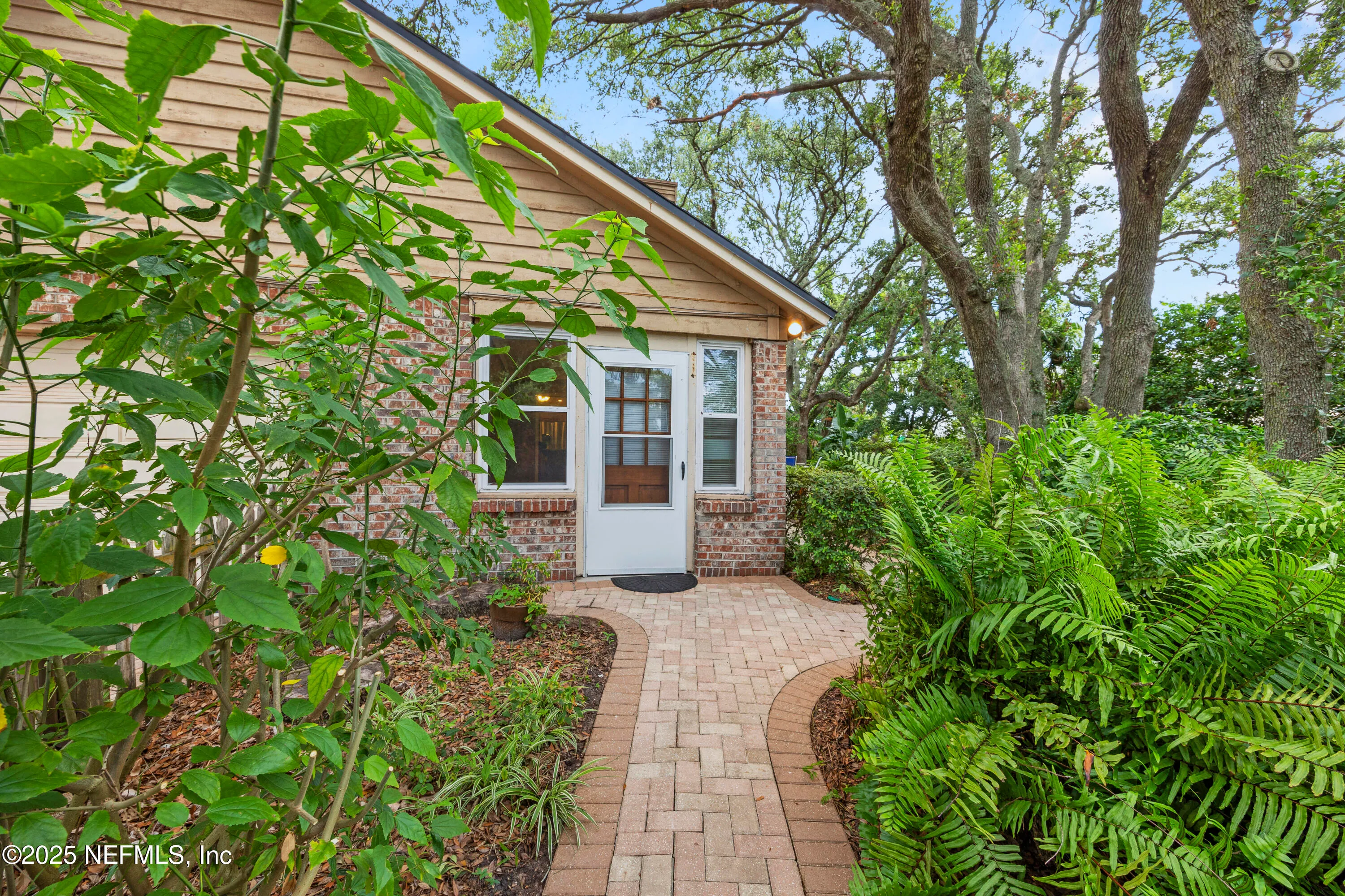 Neptune Beach, Florida 32266, United States, 4 Bedrooms Bedrooms, ,3 BathroomsBathrooms,Residential,Active,164908