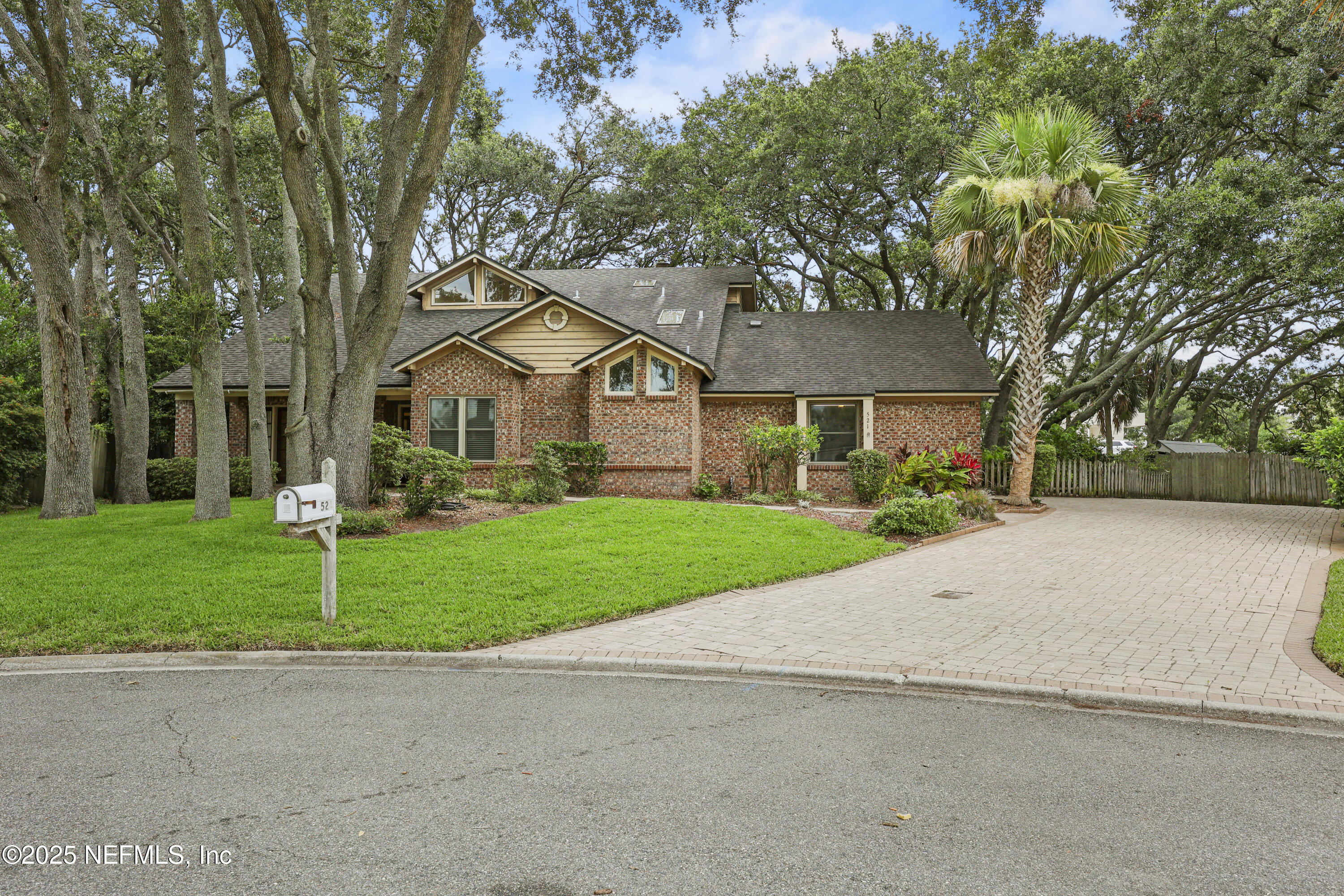 521 BIRCH Court