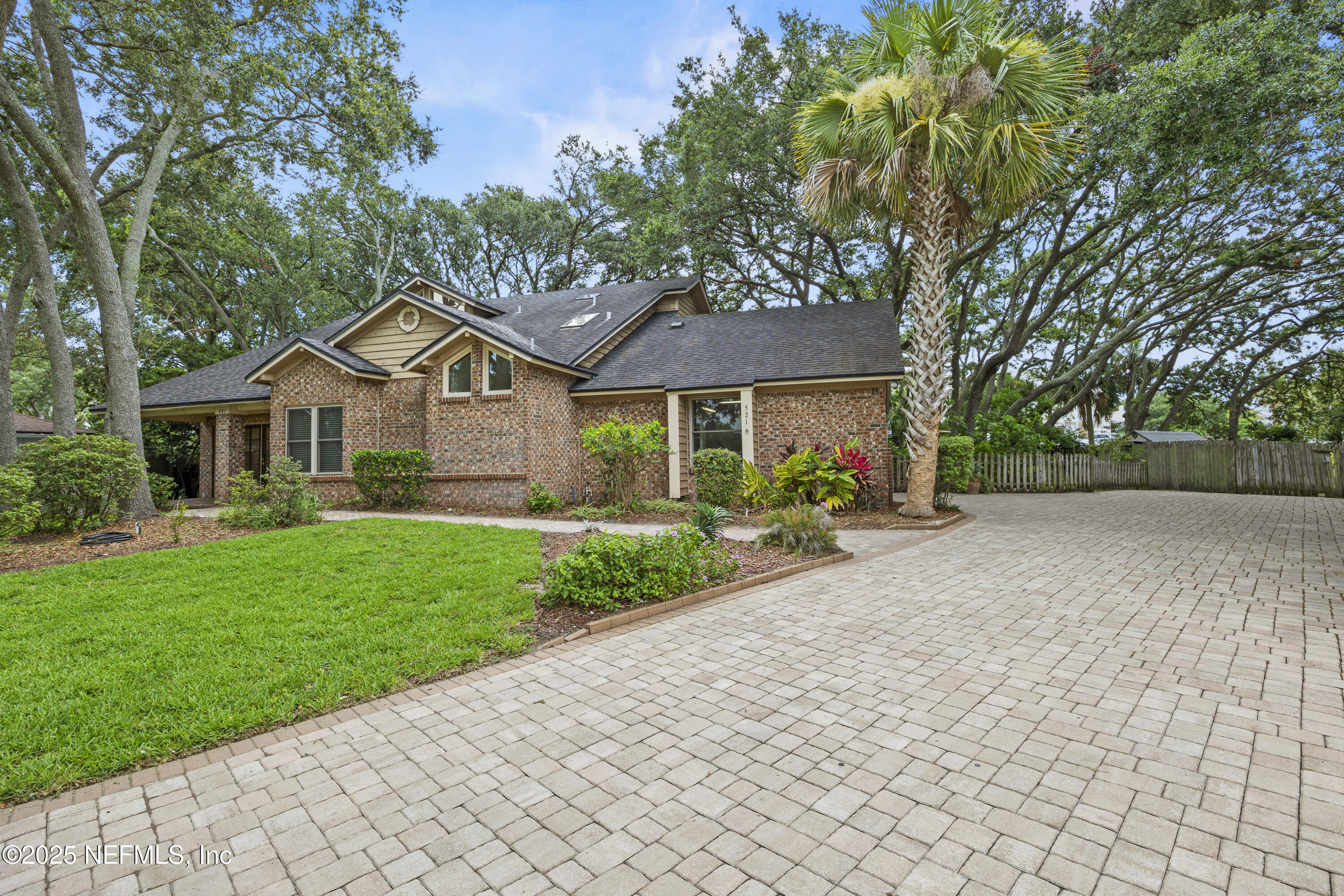 521 BIRCH Court