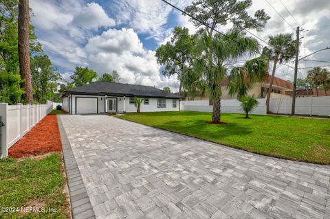 A home in Jacksonville