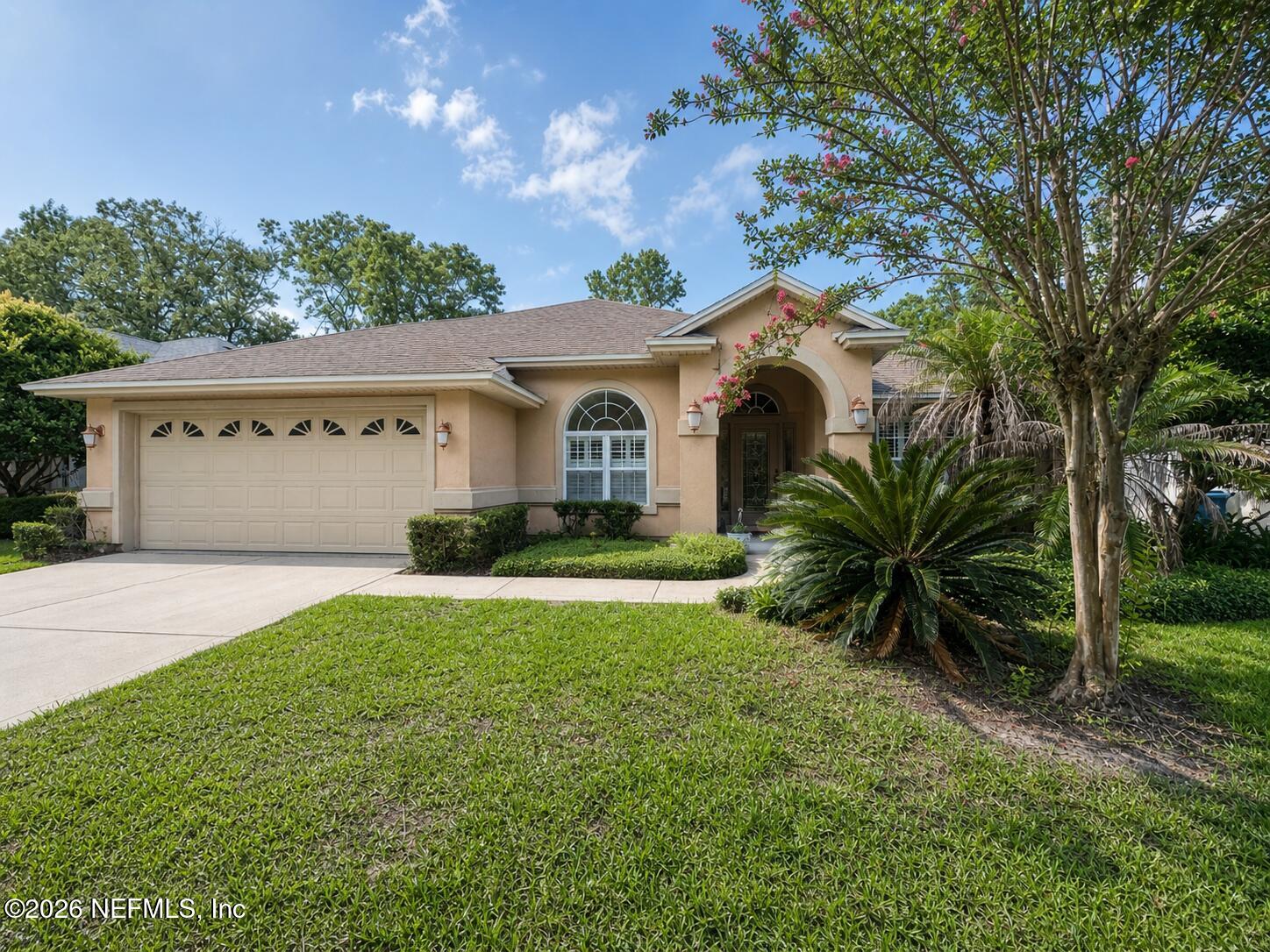 1552 BARRINGTON Circle