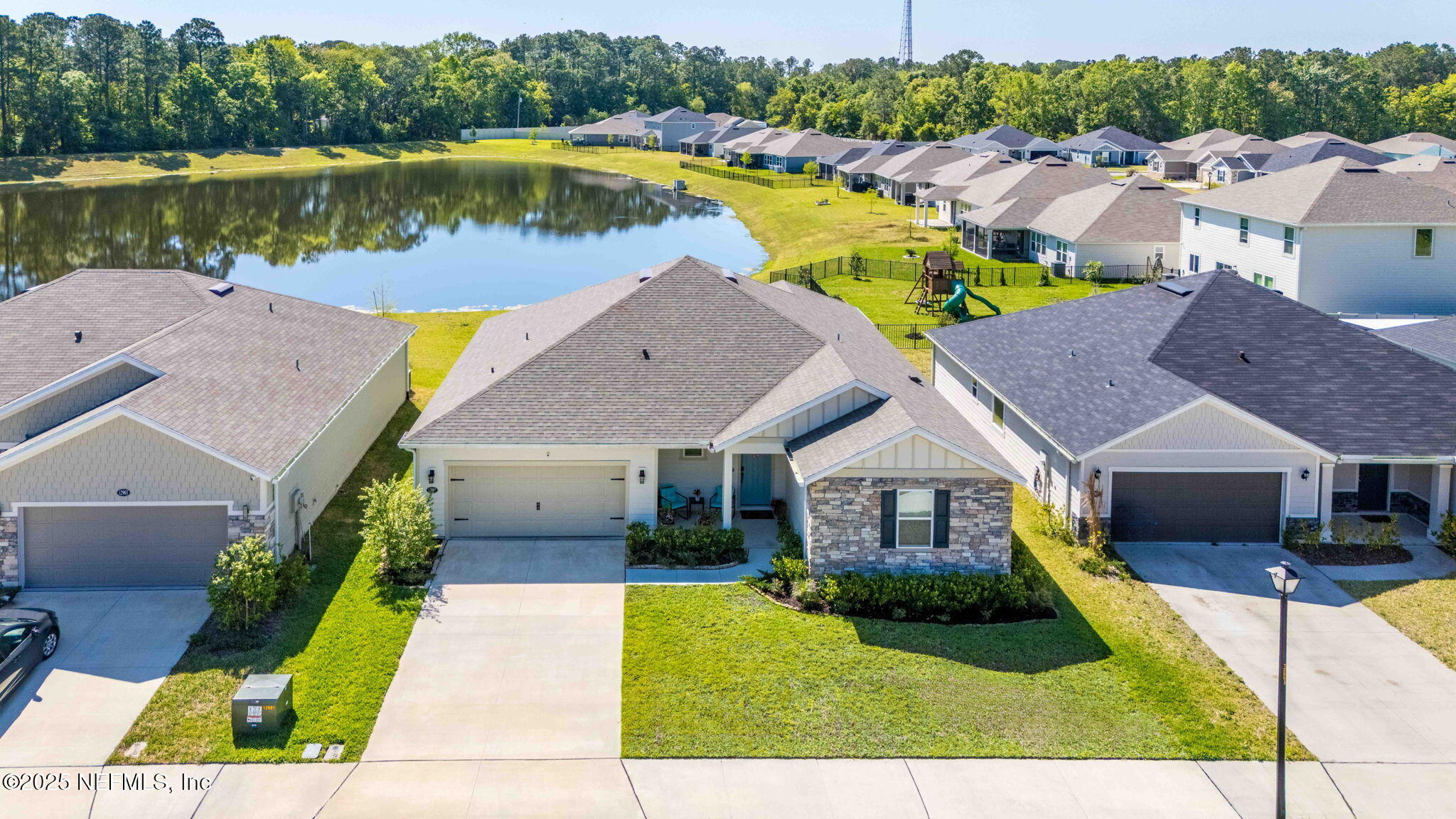 12897 LOGANS WALK