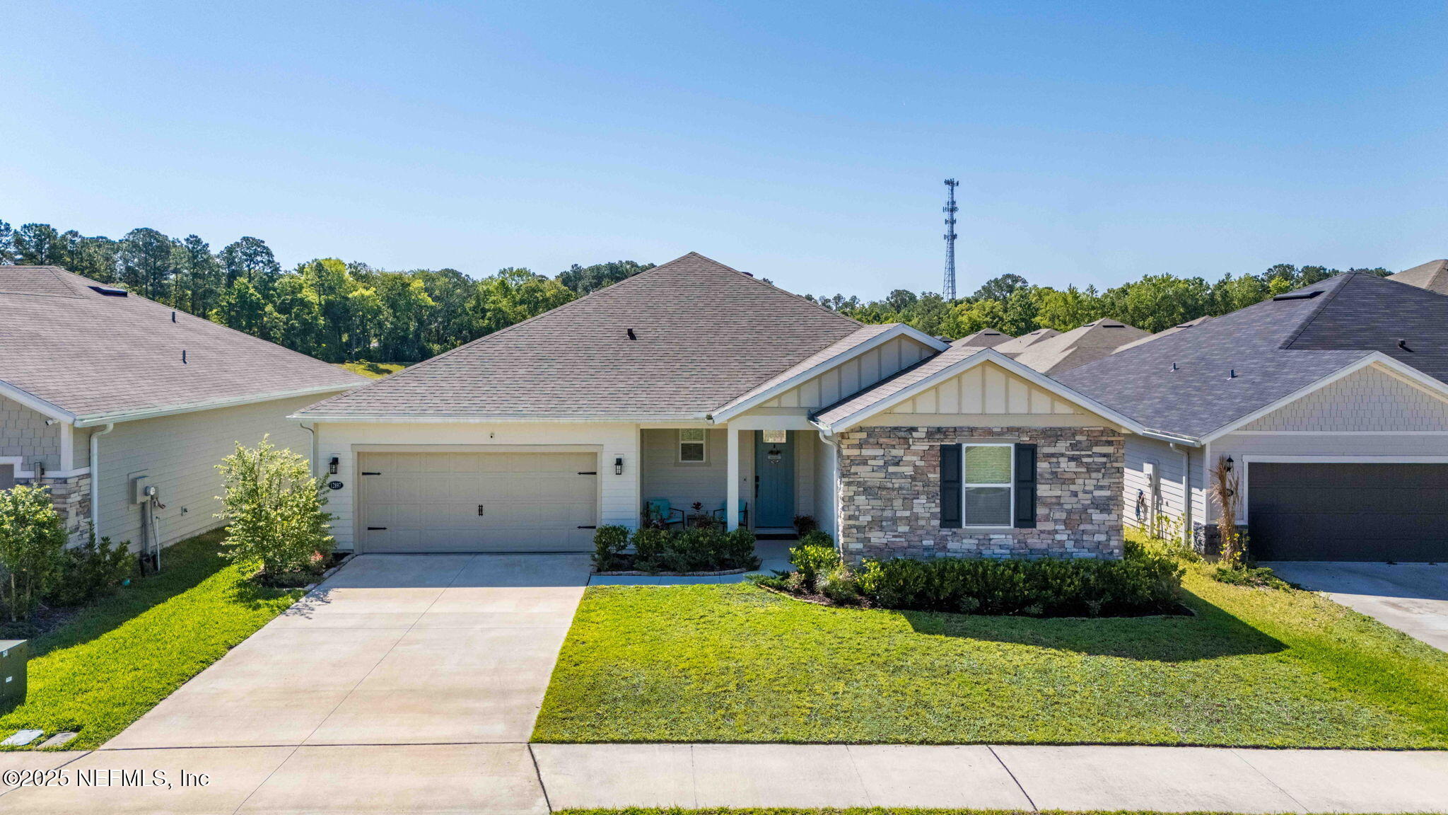 12897 LOGANS WALK
