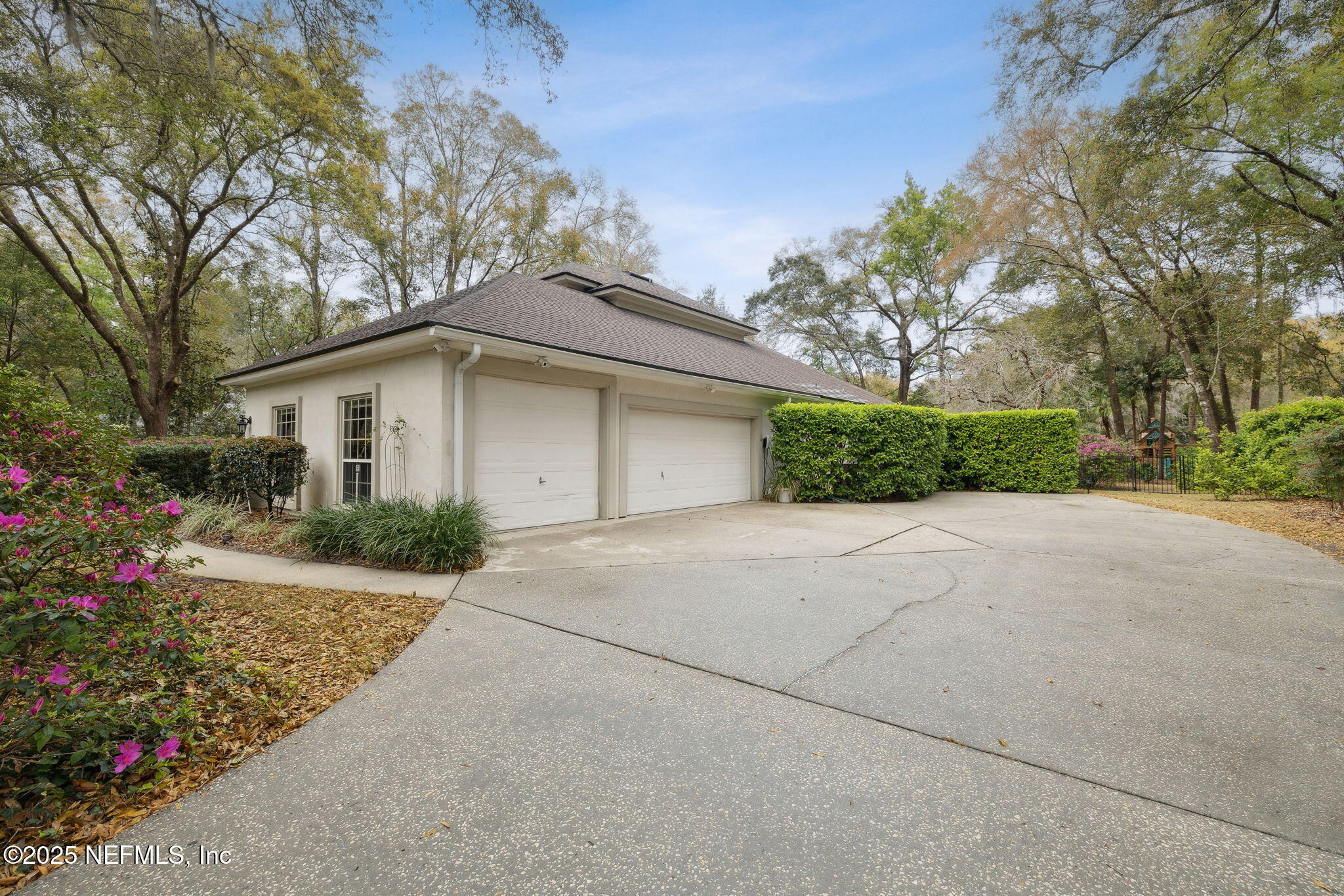 1856 COLONIAL Drive