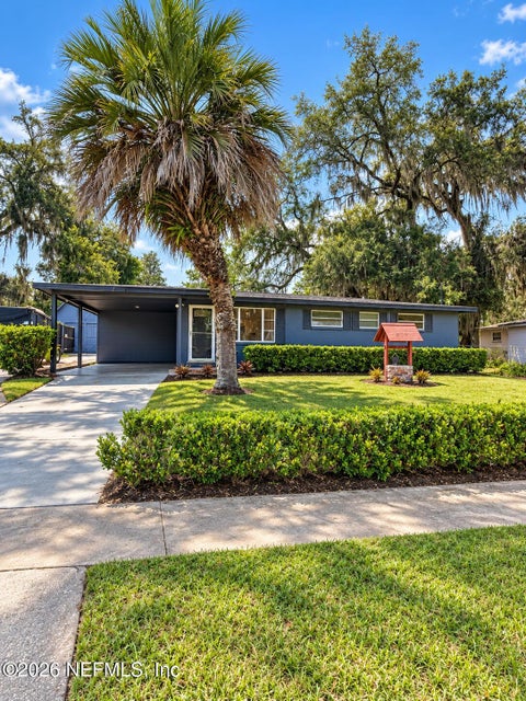 Photo of 292 MERCURY Drive, Orange Park, FL 32073 (MLS # 2165966)