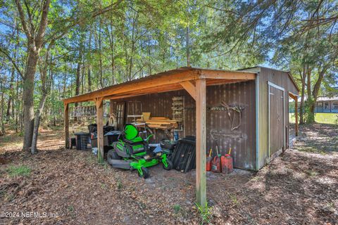 A home in Middleburg