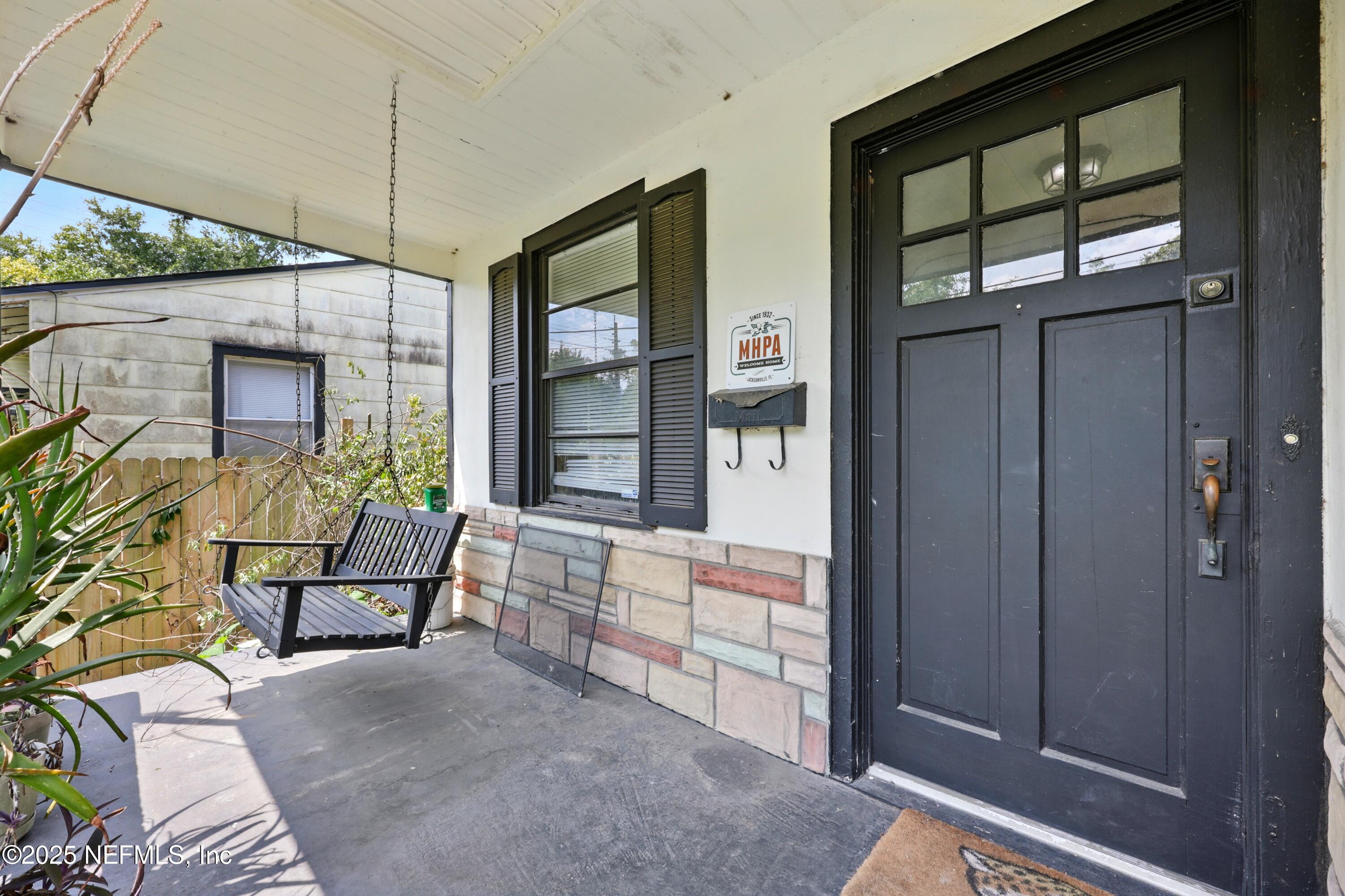 1176 DANCY Street