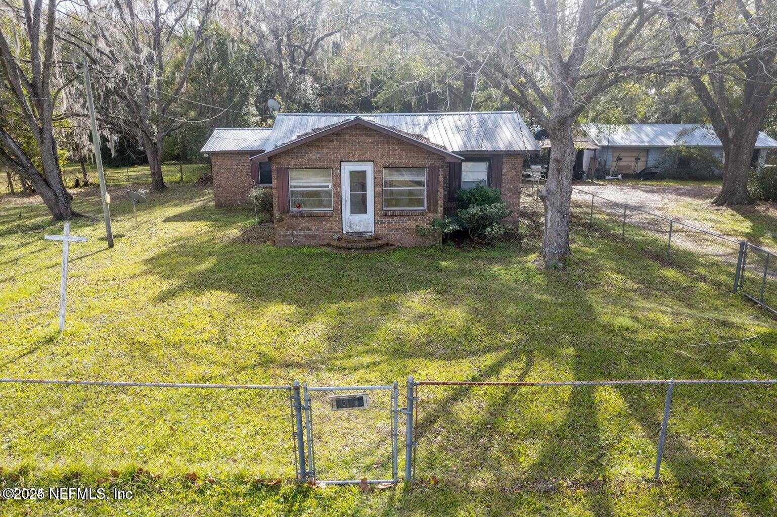 15760 SE COUNTY ROAD 100 A