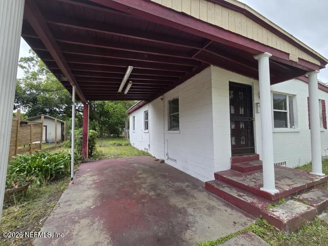 2736 LIPPIA Road