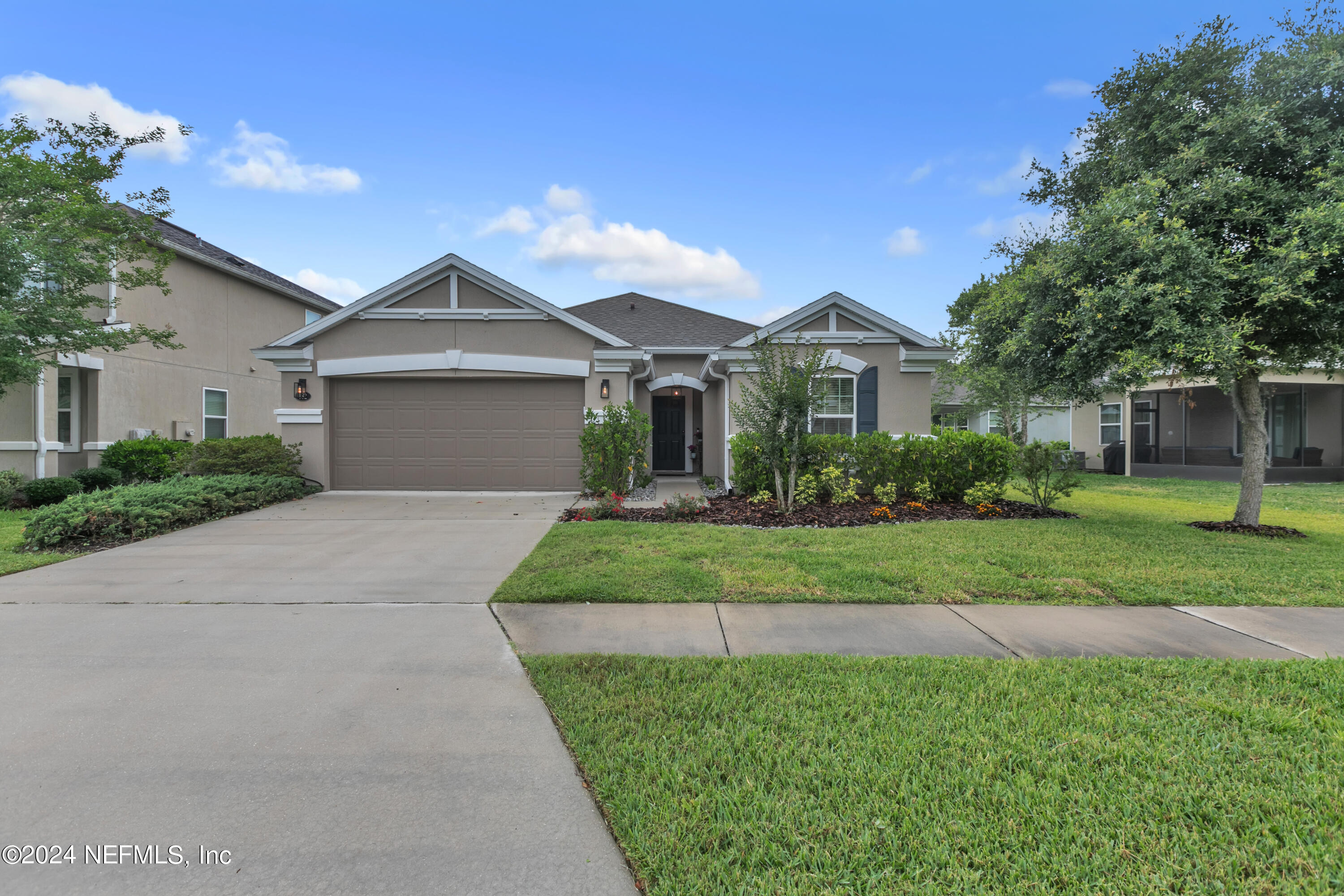 St Johns, FL home for sale located at 182 Heritage Oaks Drive, St Johns, FL 32259