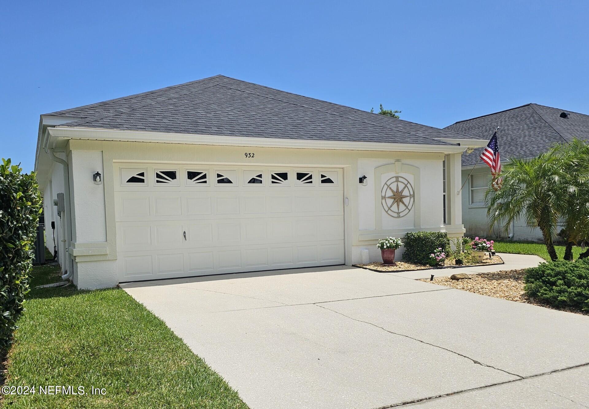 St Augustine, FL home for sale located at 932 Ridgewood Lane, St Augustine, FL 32086
