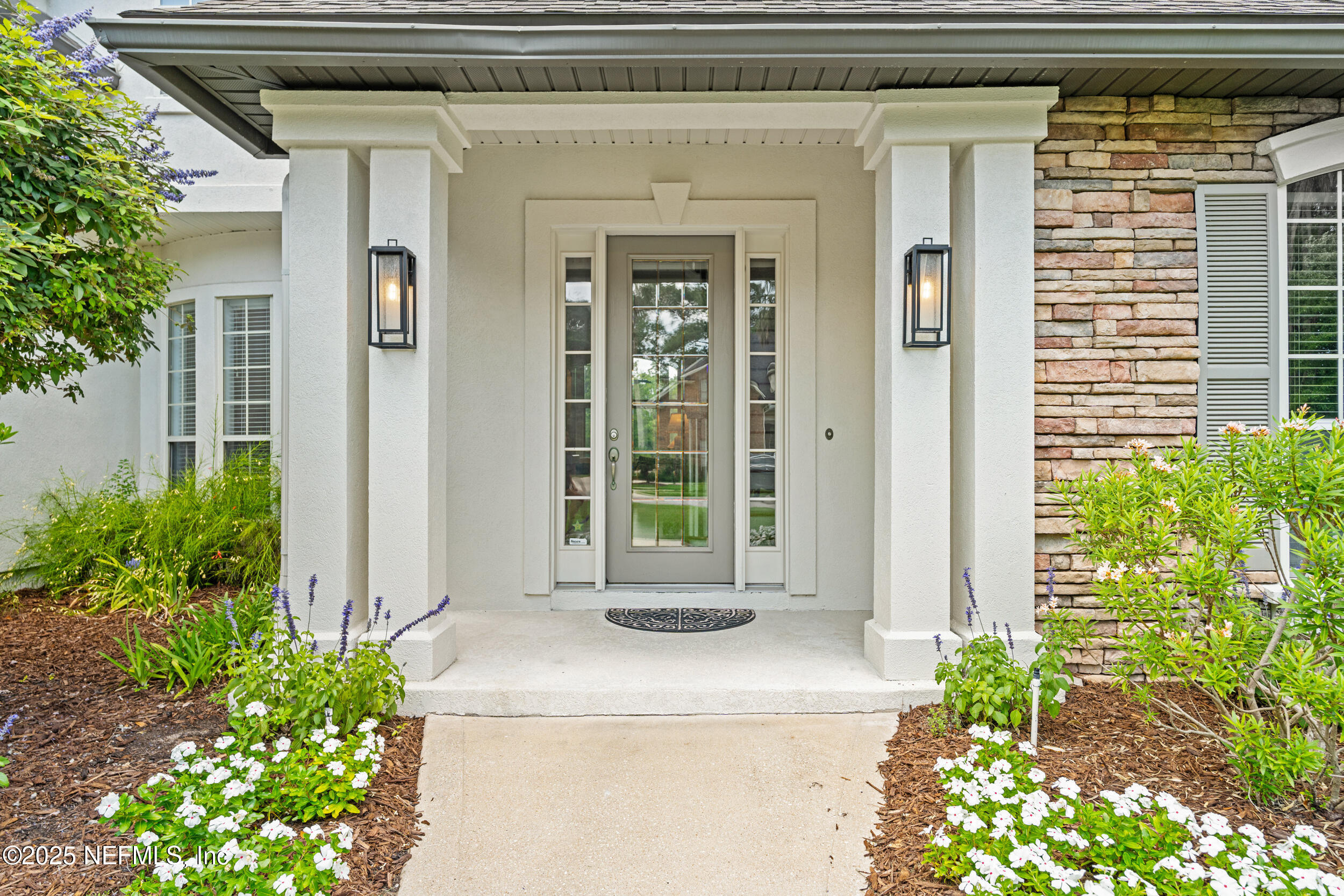 152 WOODLANDS CREEK Drive