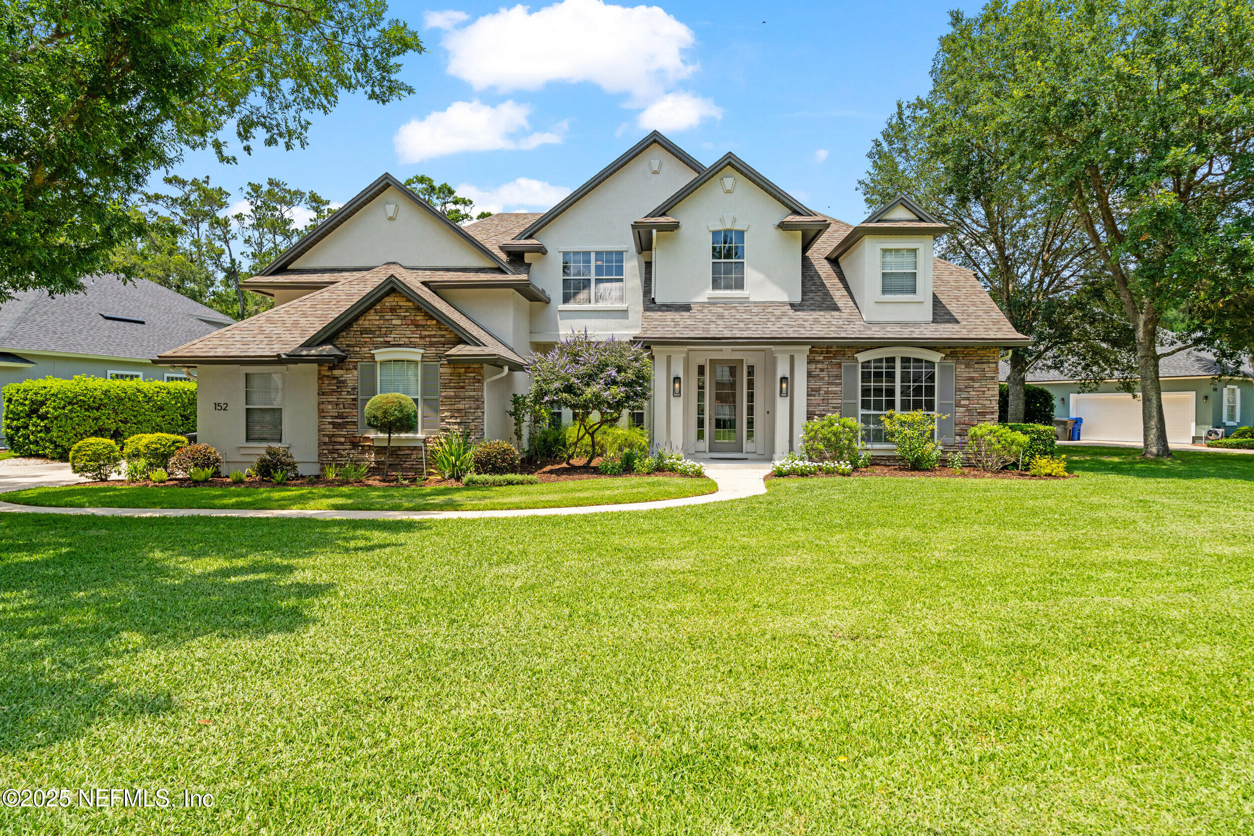 152 WOODLANDS CREEK Drive