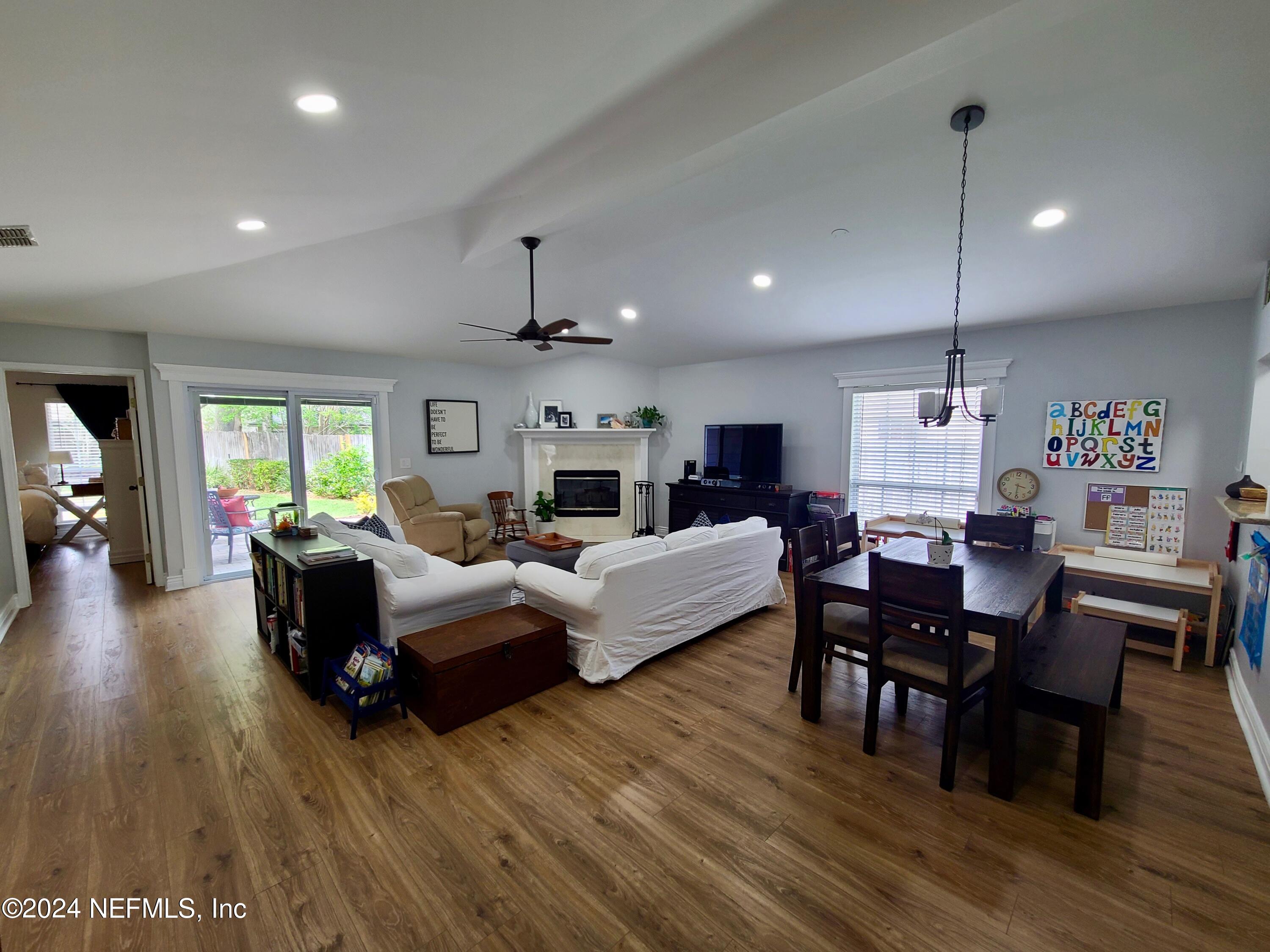 1150 NESTING EAGLES Lane