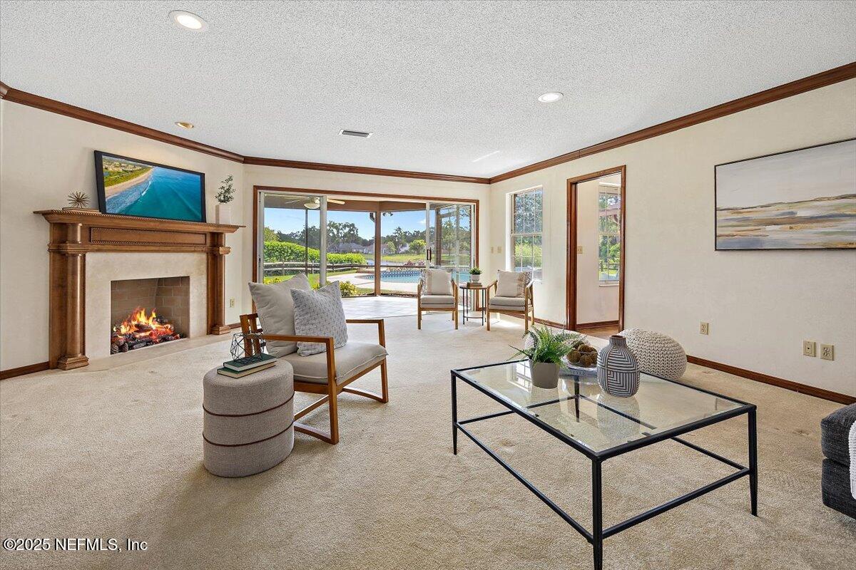 8182 PINE LAKE Road