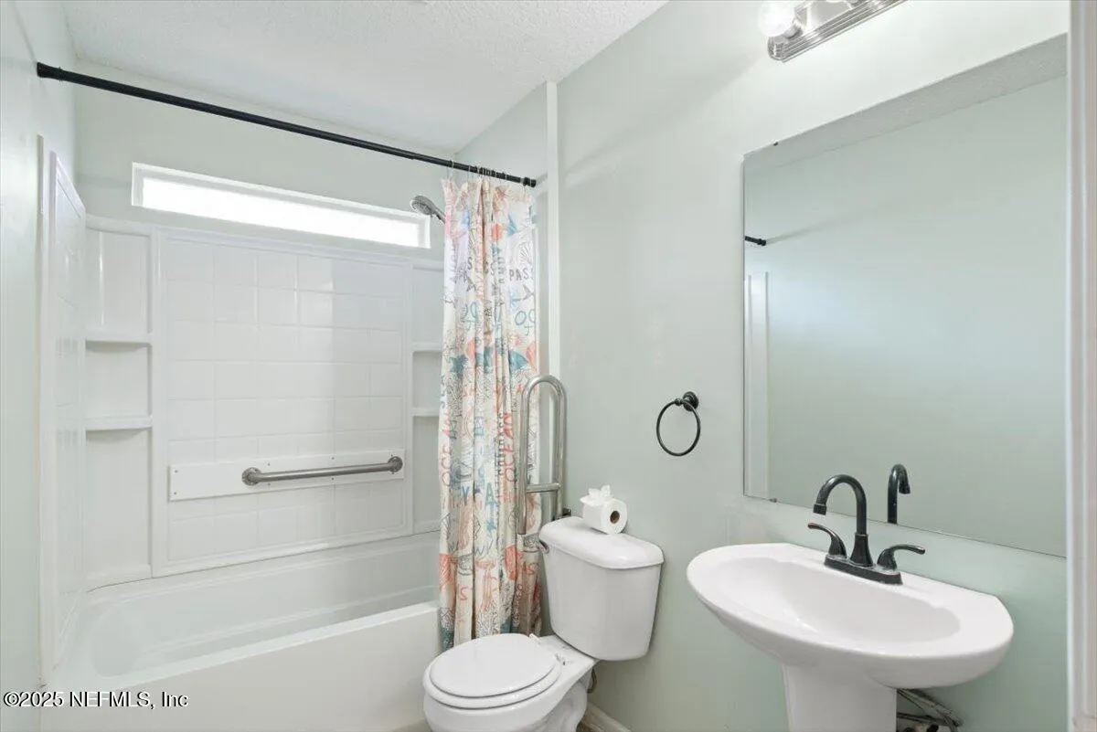 Jacksonville, Florida 32218, United States, 4 Bedrooms Bedrooms, ,2 BathroomsBathrooms,Residential,Active,247348