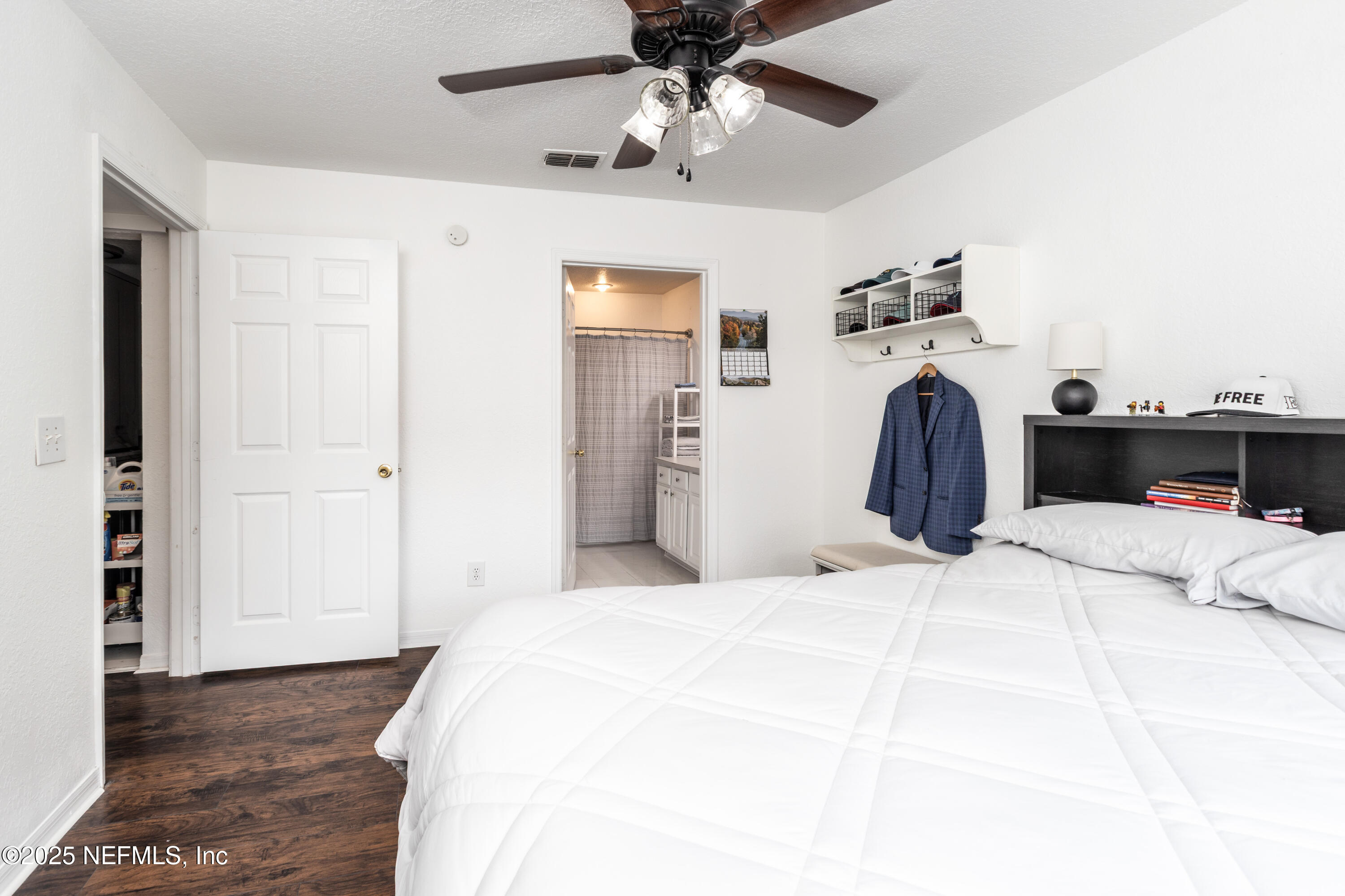 13700 RICHMOND PARK Drive N 205