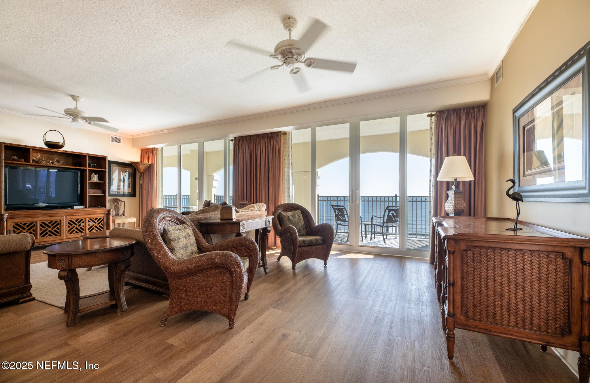 200 OCEAN CREST Drive 1012