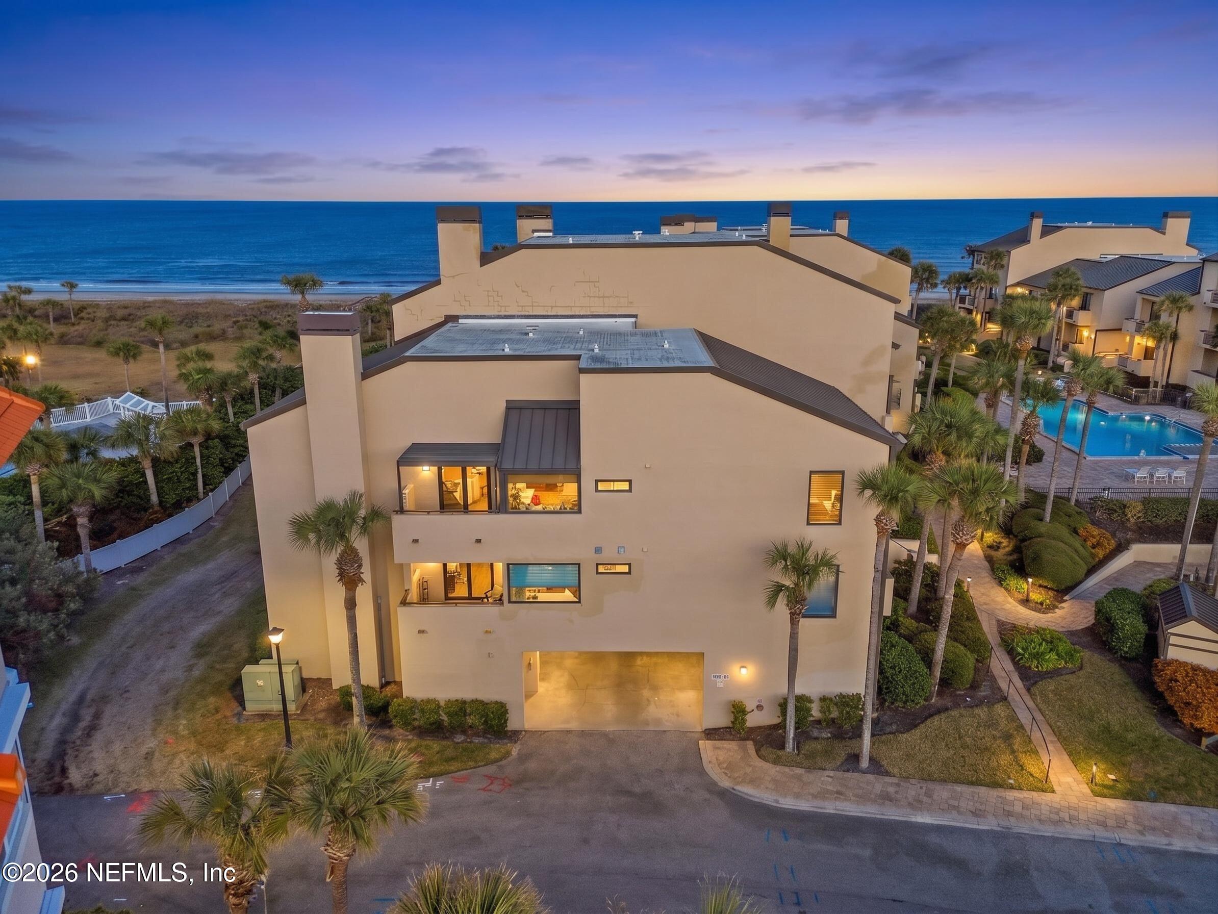 822 SPINNAKERS REACH Drive