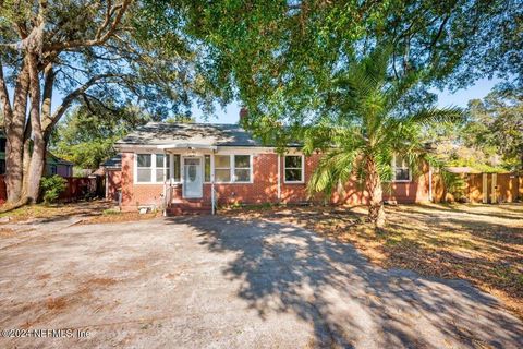 A home in Jacksonville