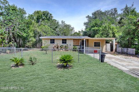 Photo of 125 WOODSIDE Drive, Orange Park, FL 32073 (MLS # 2144925)