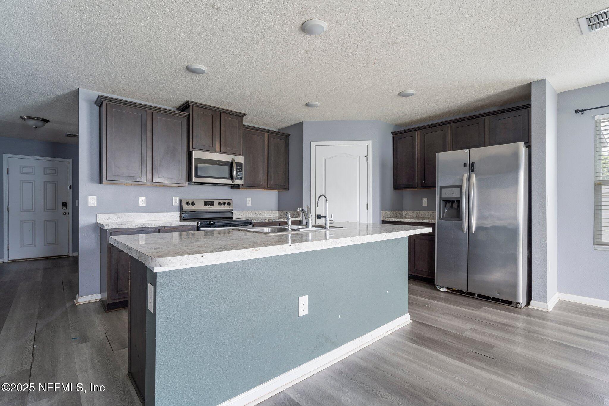 11631 WHITE STURGEON Court