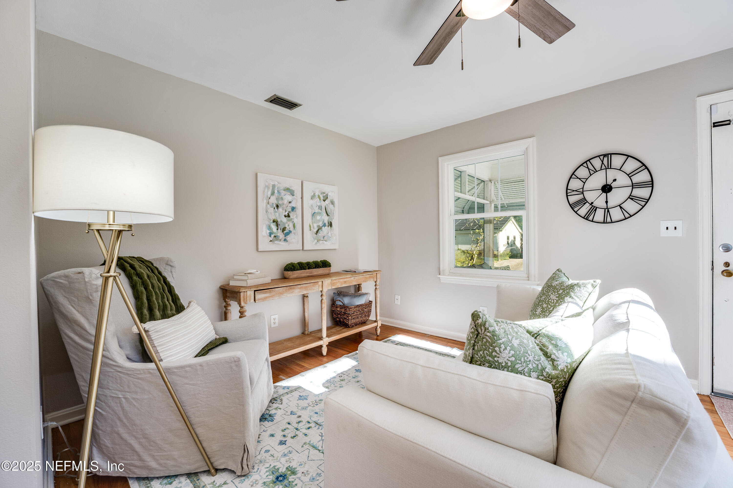 4060 DELLWOOD Avenue