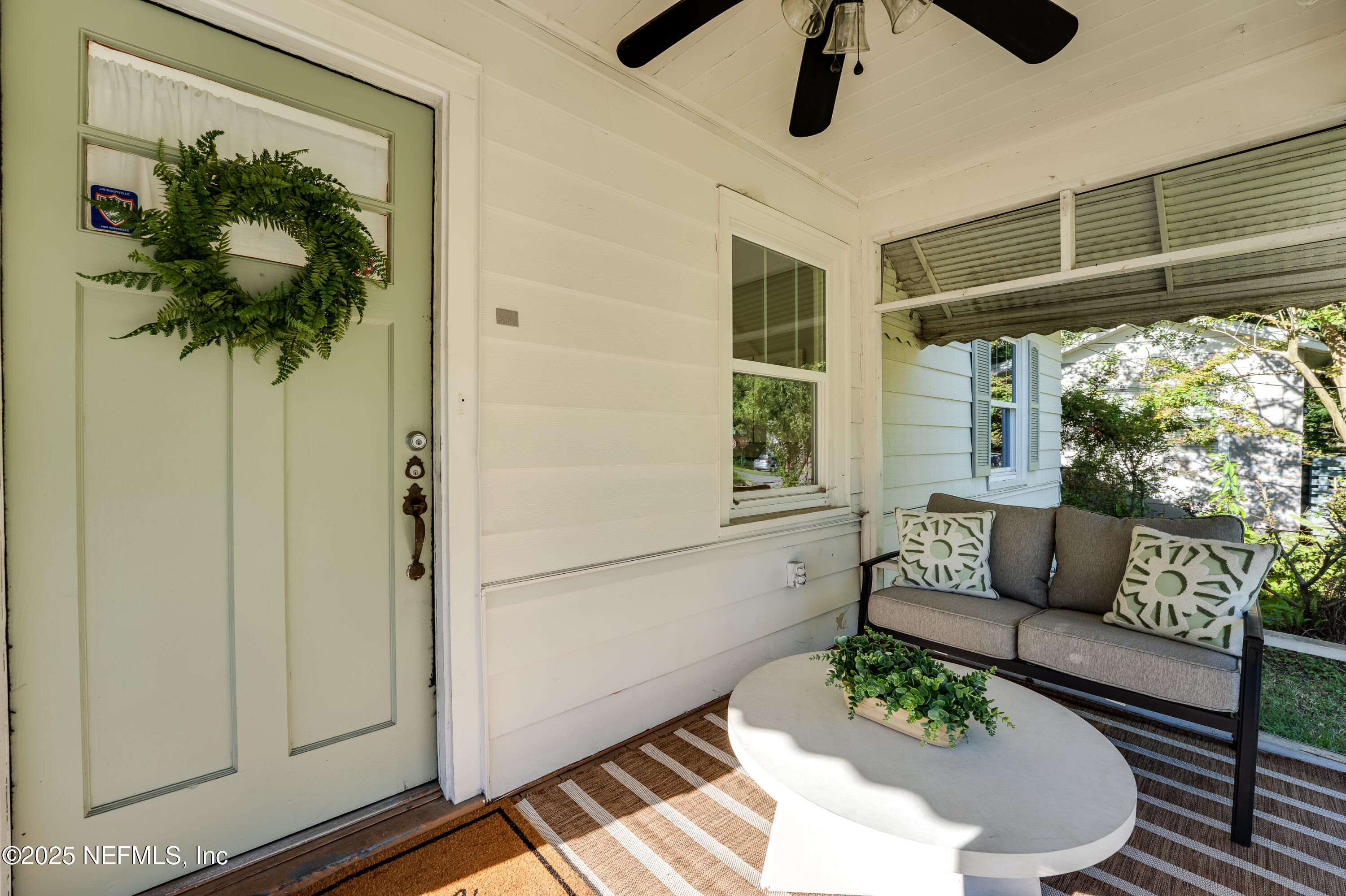 4060 DELLWOOD Avenue