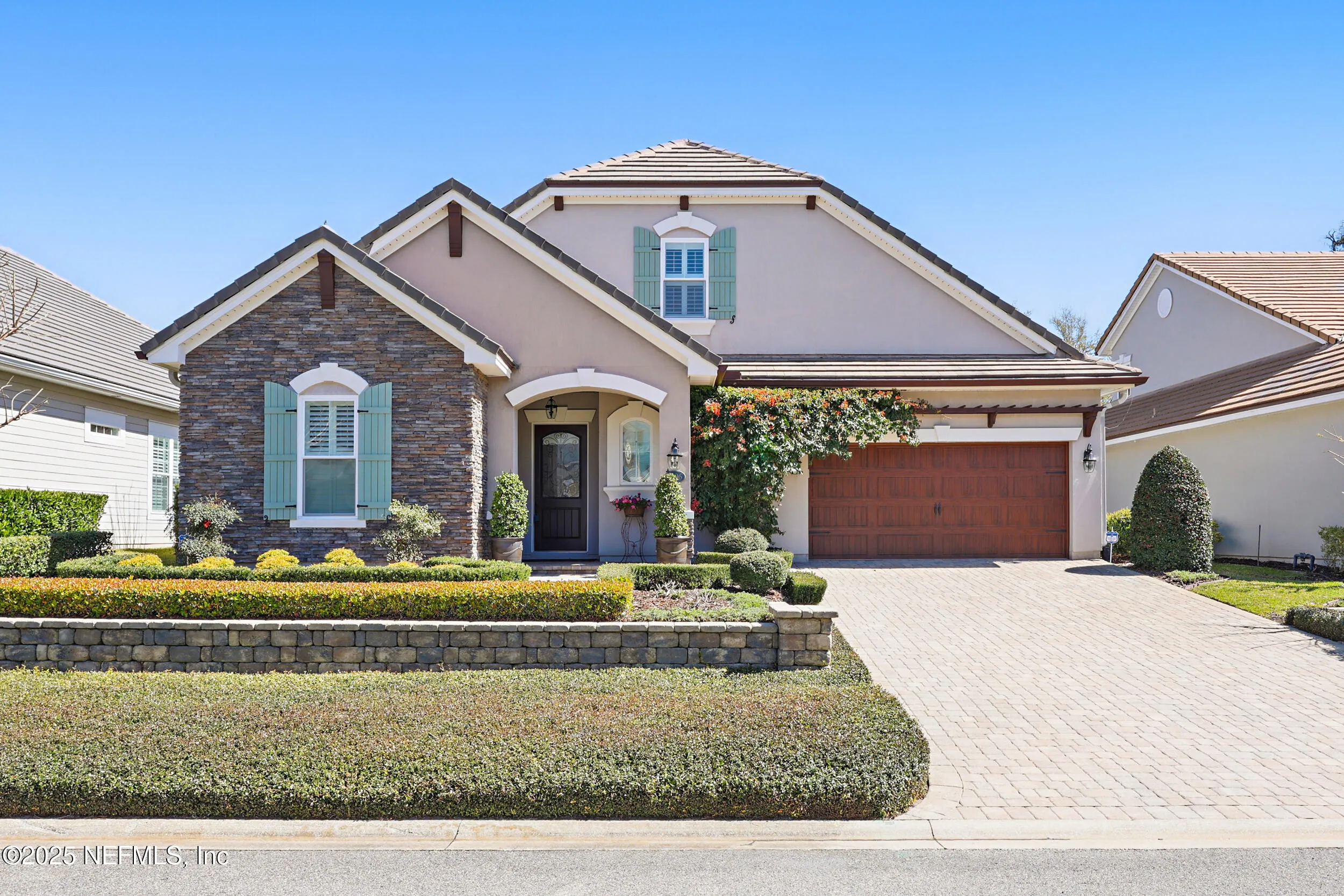 Jacksonville, Florida 32207, United States, 4 Bedrooms Bedrooms, ,5 BathroomsBathrooms,Residential,Pending,86558