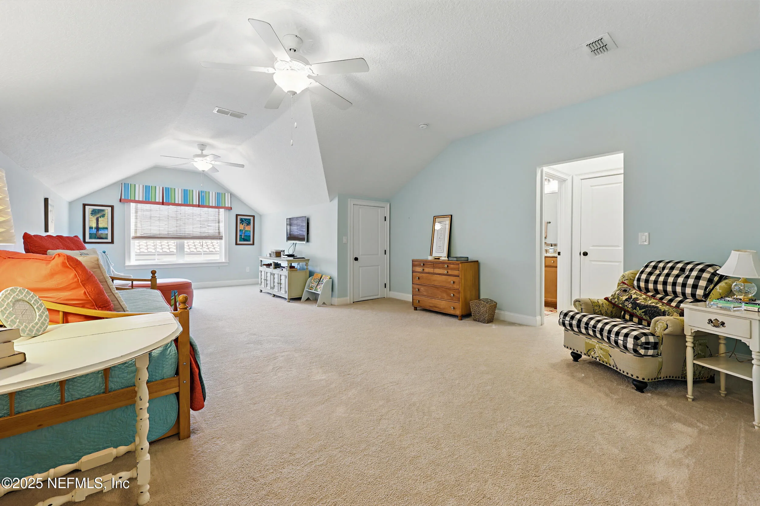 Jacksonville, Florida 32207, United States, 4 Bedrooms Bedrooms, ,5 BathroomsBathrooms,Residential,Pending,86558