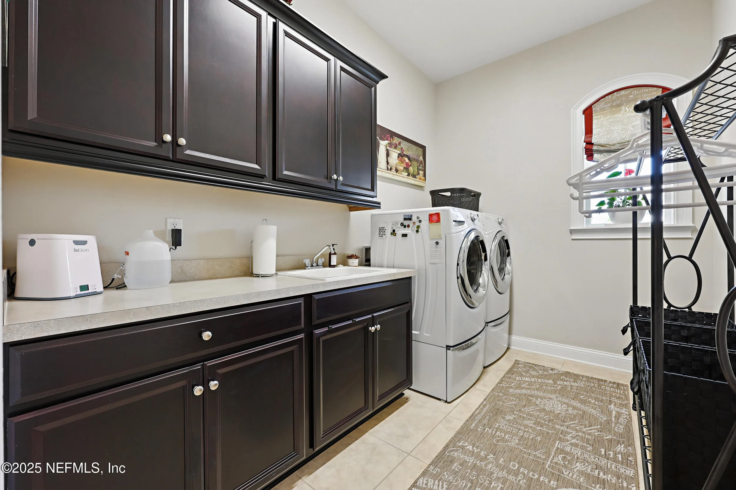 Jacksonville, Florida 32207, United States, 4 Bedrooms Bedrooms, ,5 BathroomsBathrooms,Residential,Pending,86558