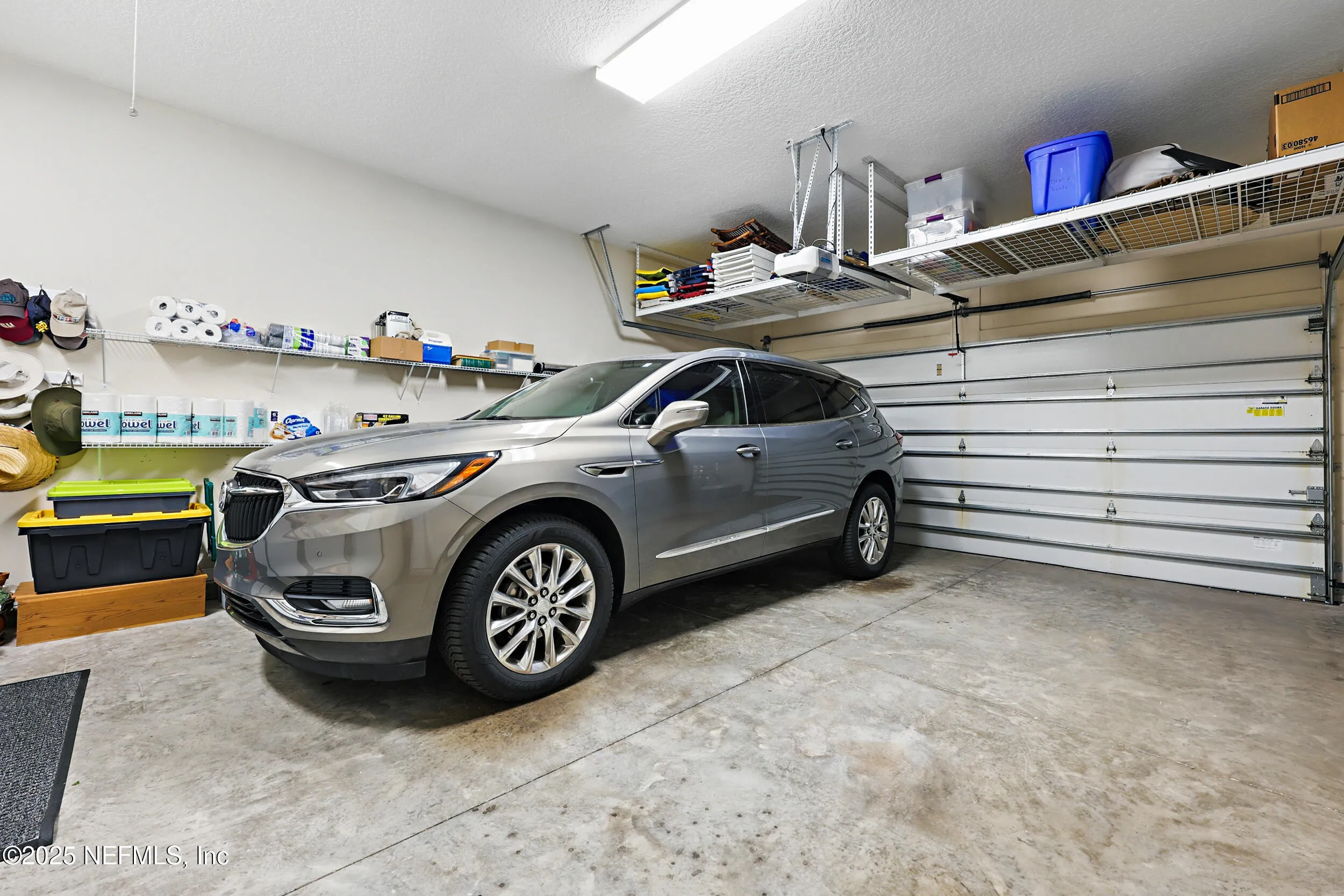 Jacksonville, Florida 32207, United States, 4 Bedrooms Bedrooms, ,5 BathroomsBathrooms,Residential,Pending,86558